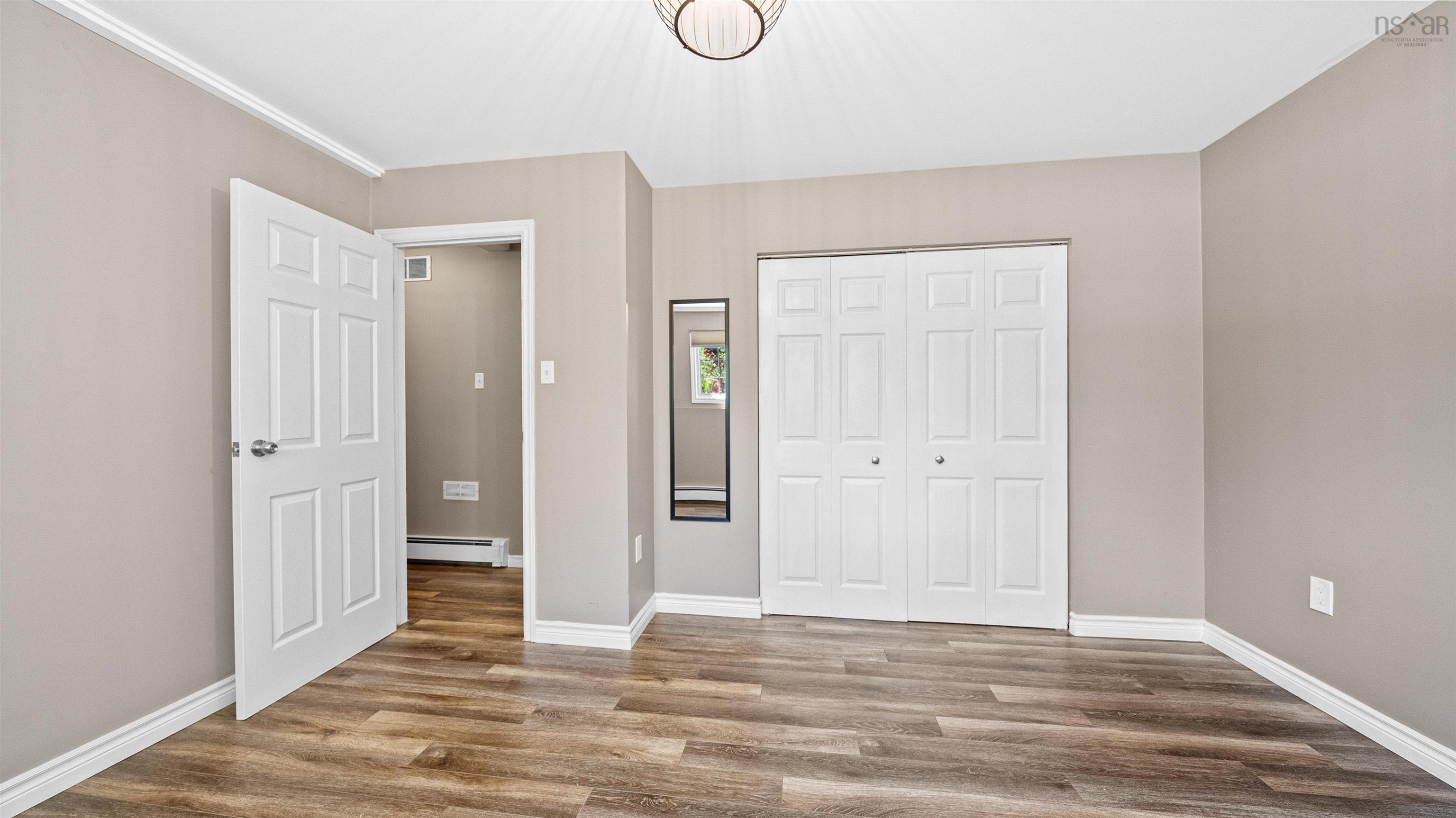 $425,000.00: 12 Ridgecrest Drive, Woodlawn