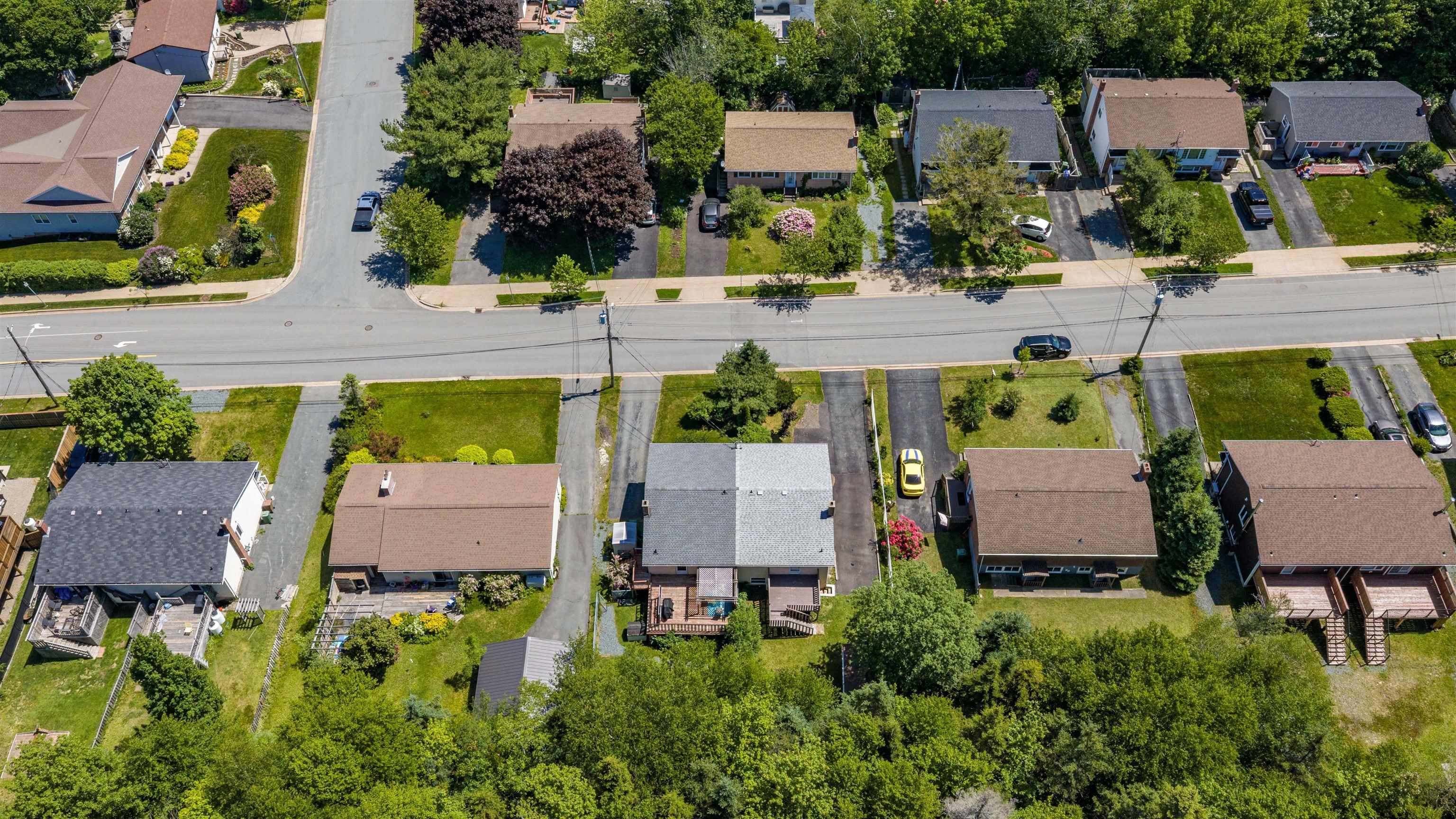$425,000.00: 12 Ridgecrest Drive, Woodlawn