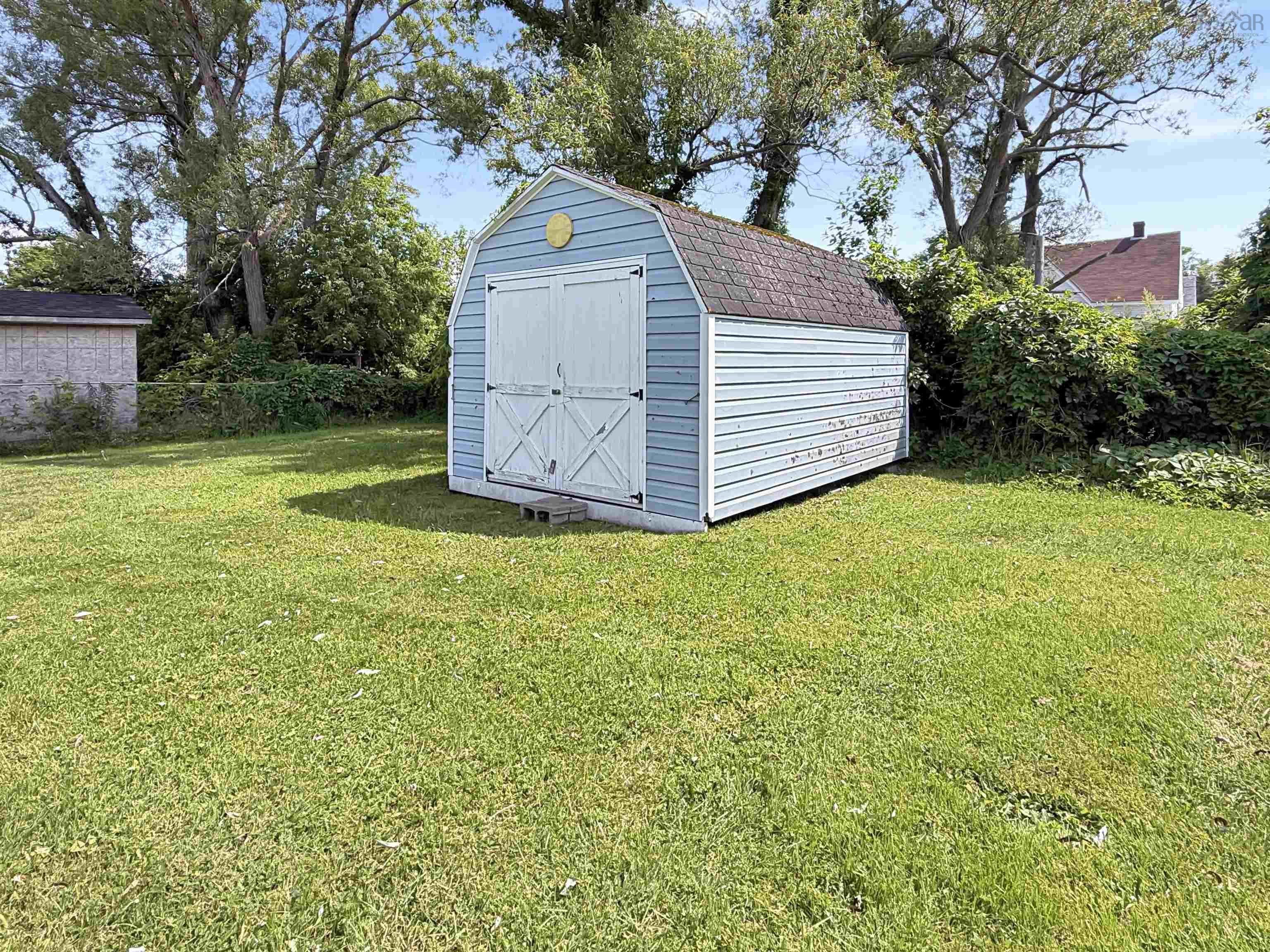 $279,900.00: 81 Acadia Avenue, Stellarton