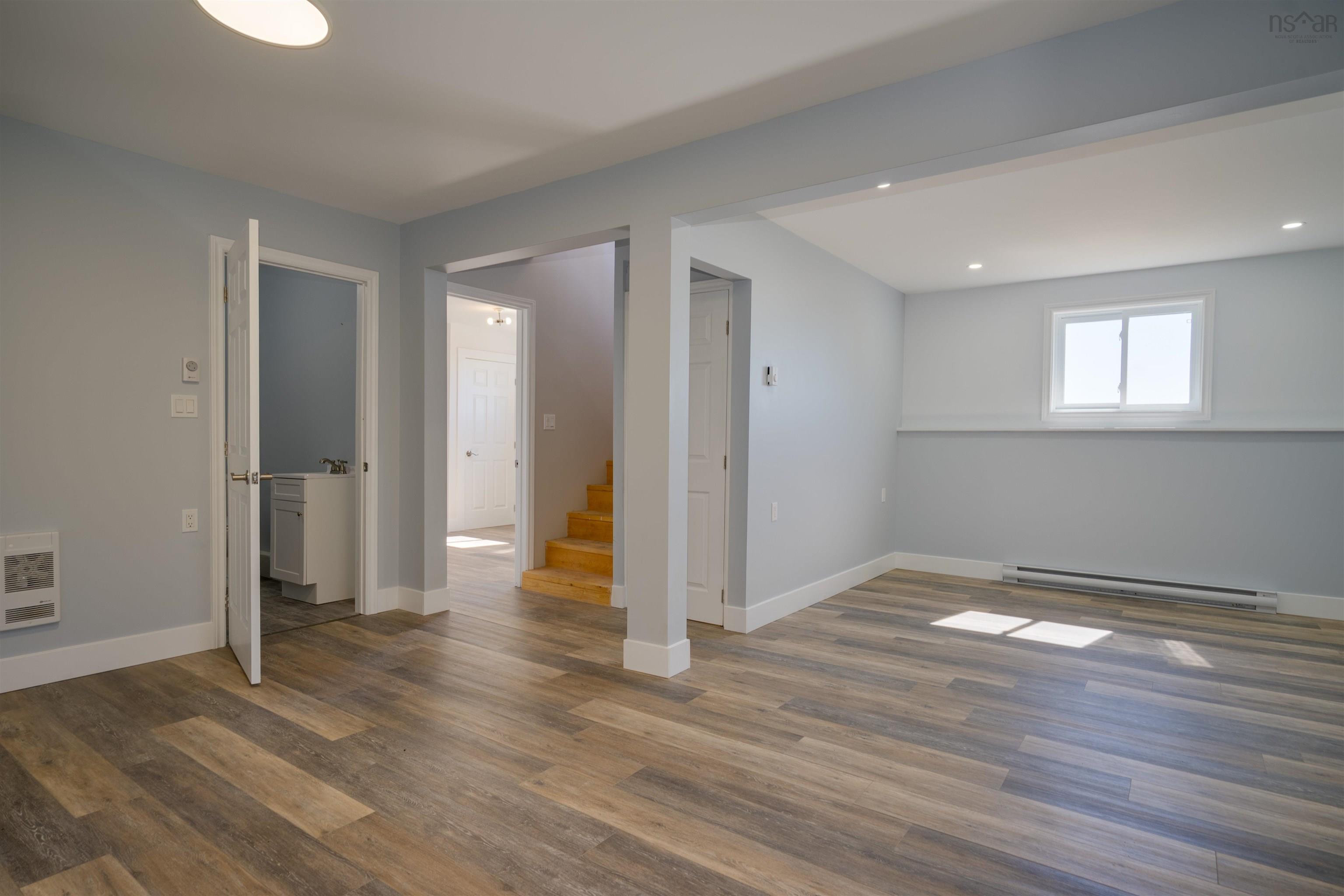 $297,000.00: 113 Water Street, Freeport