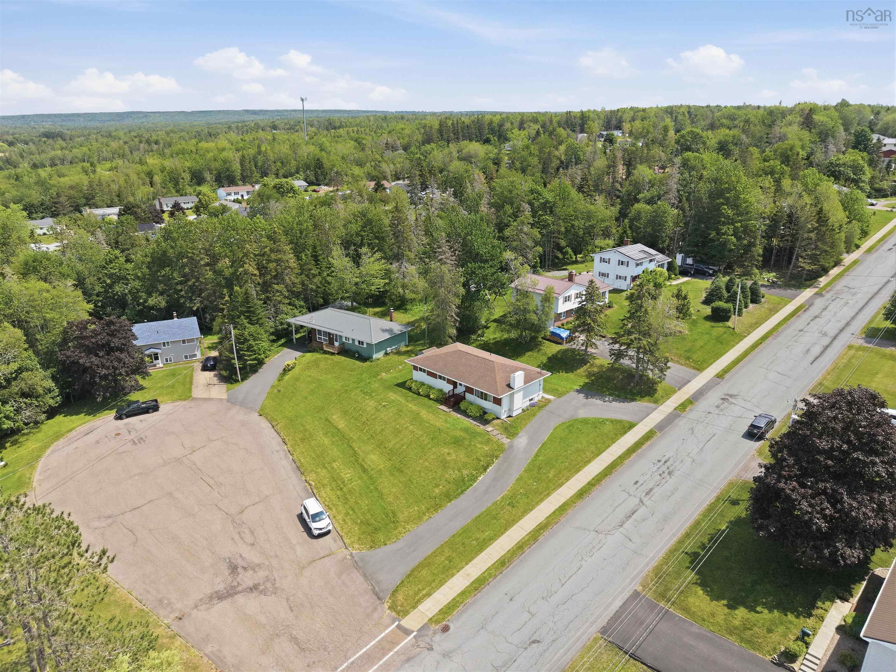 $365,000.00: 28 Evergreen Court, Salmon River