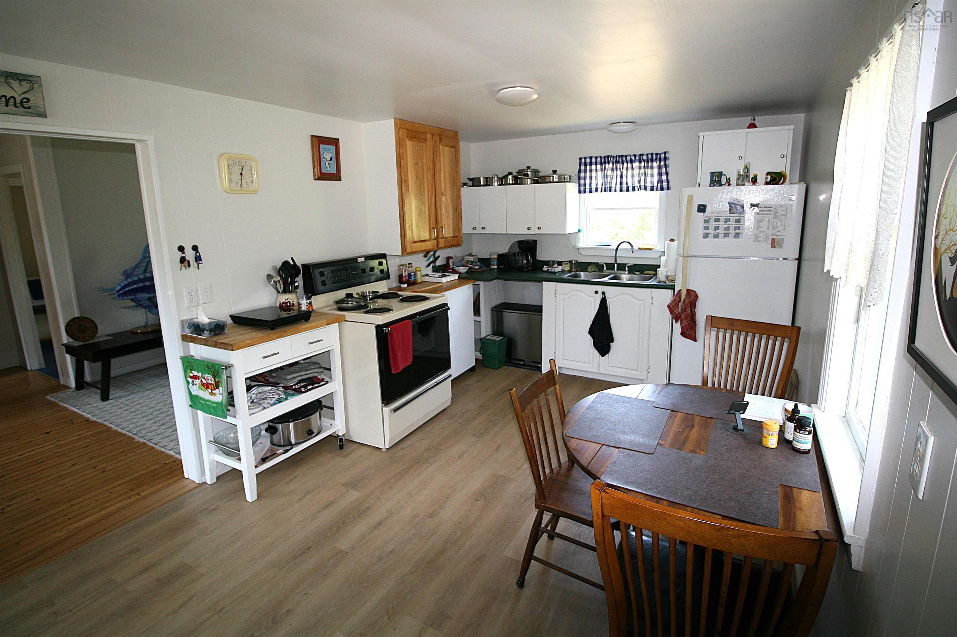 $149,900.00: 3201 Highway 217 Highway, Tiverton