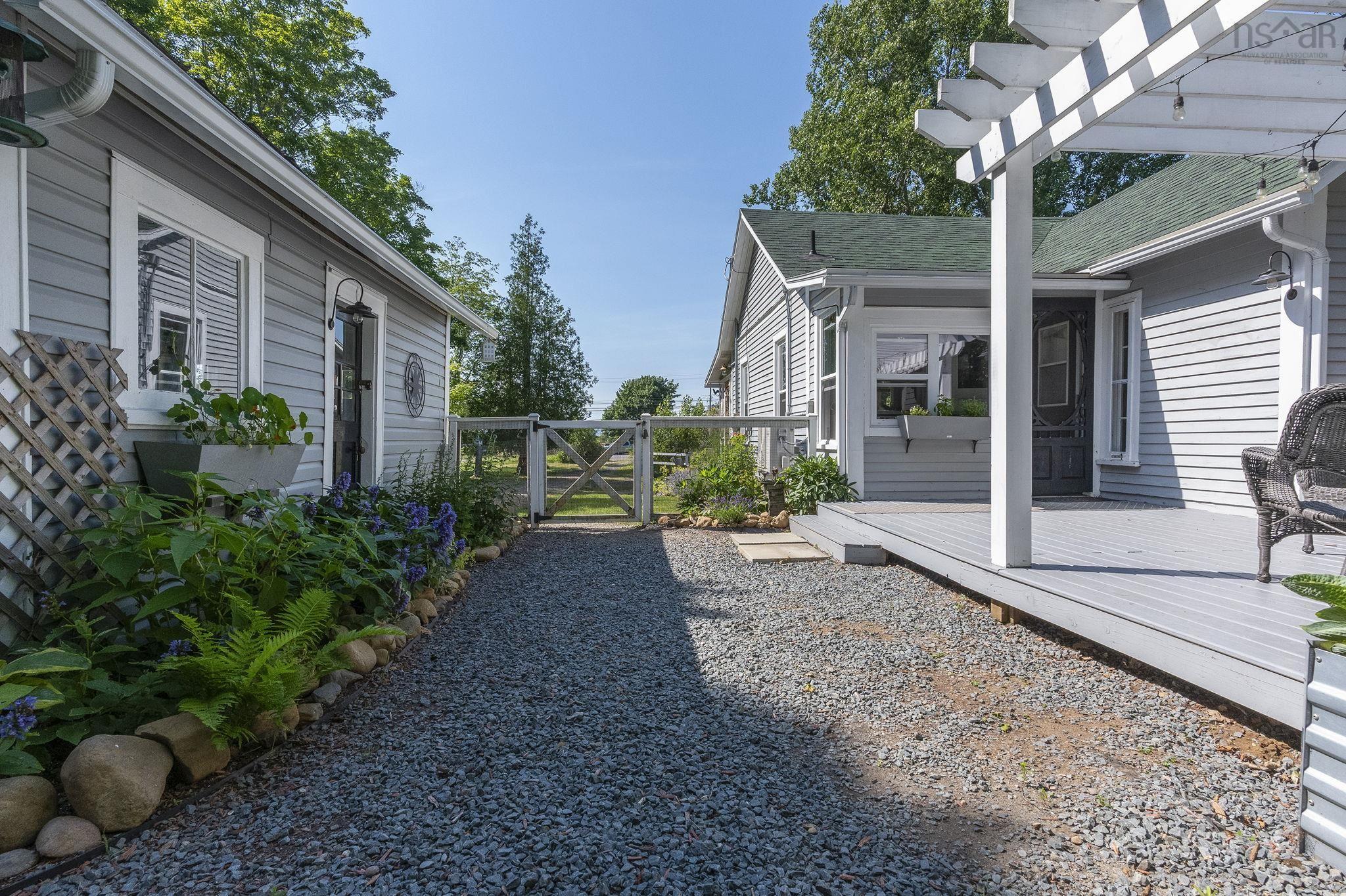$320,000.00: 772 Highway 1, Deep Brook