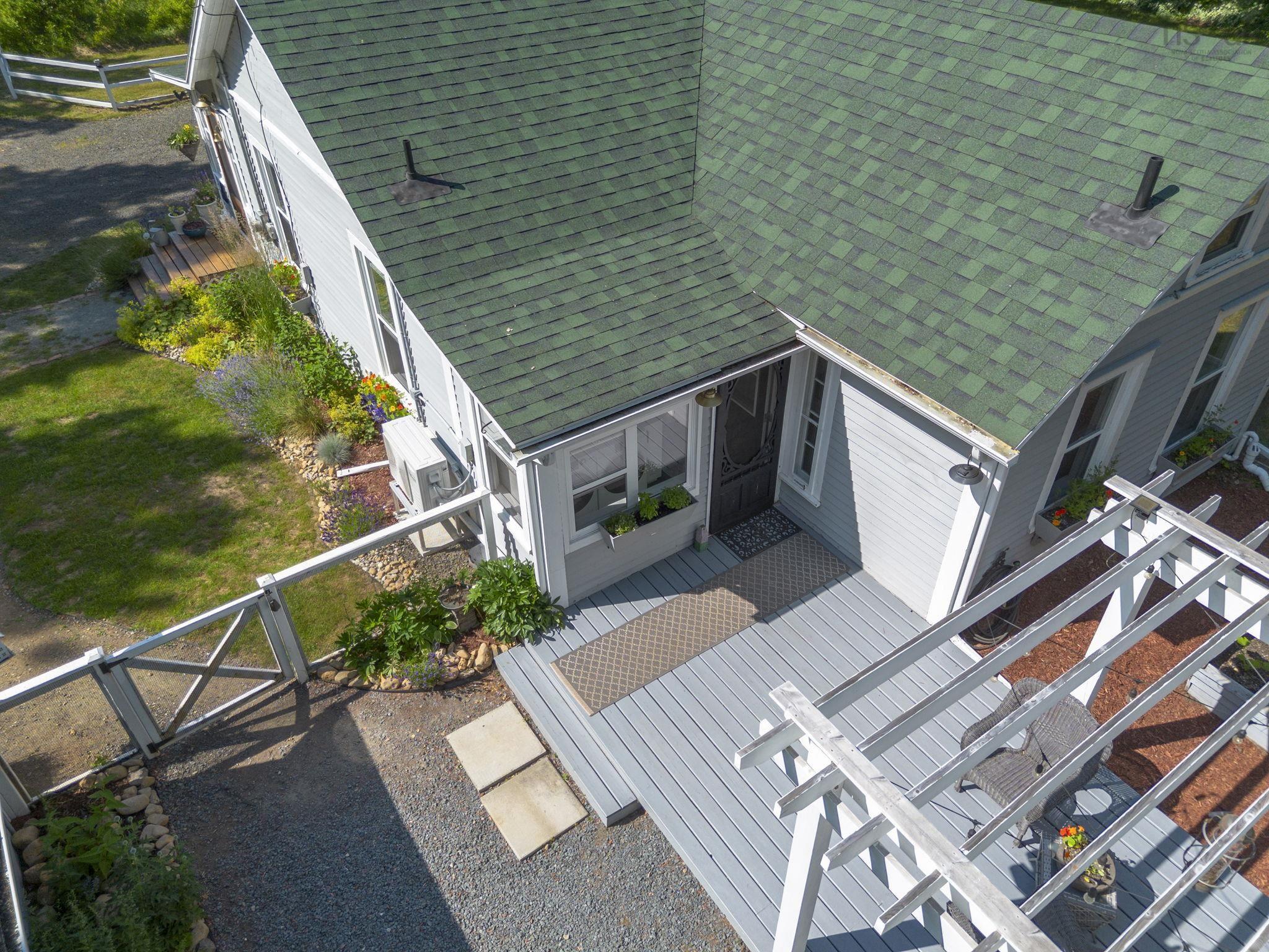 $320,000.00: 772 Highway 1, Deep Brook