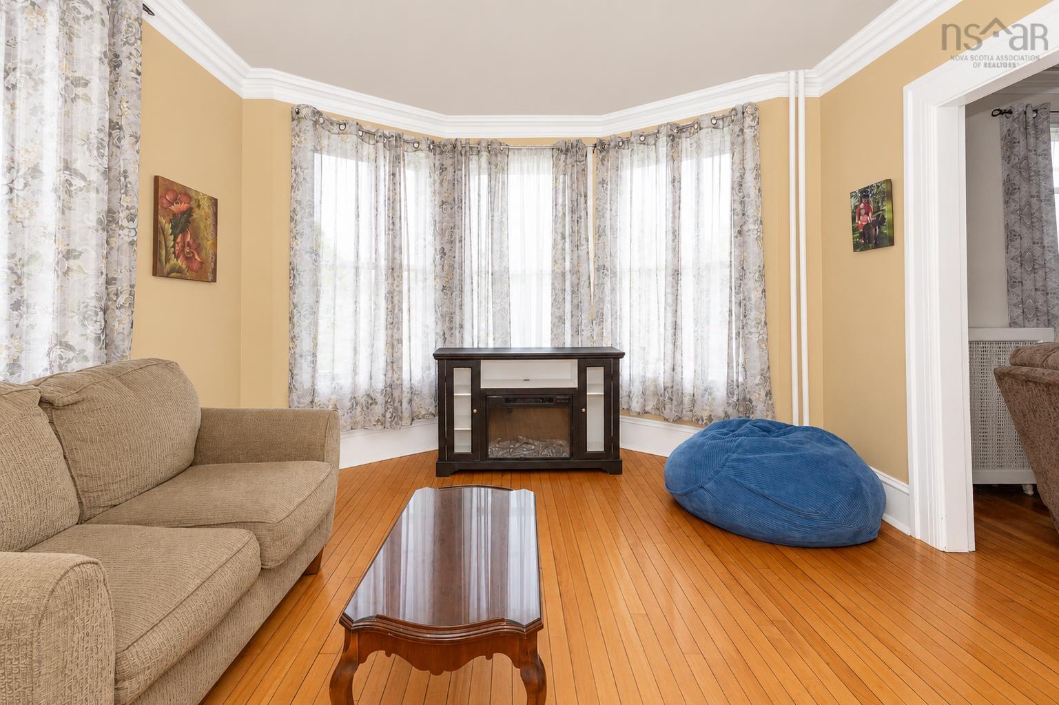 $238,000.00: 32 Fraser Avenue, Sydney Mines