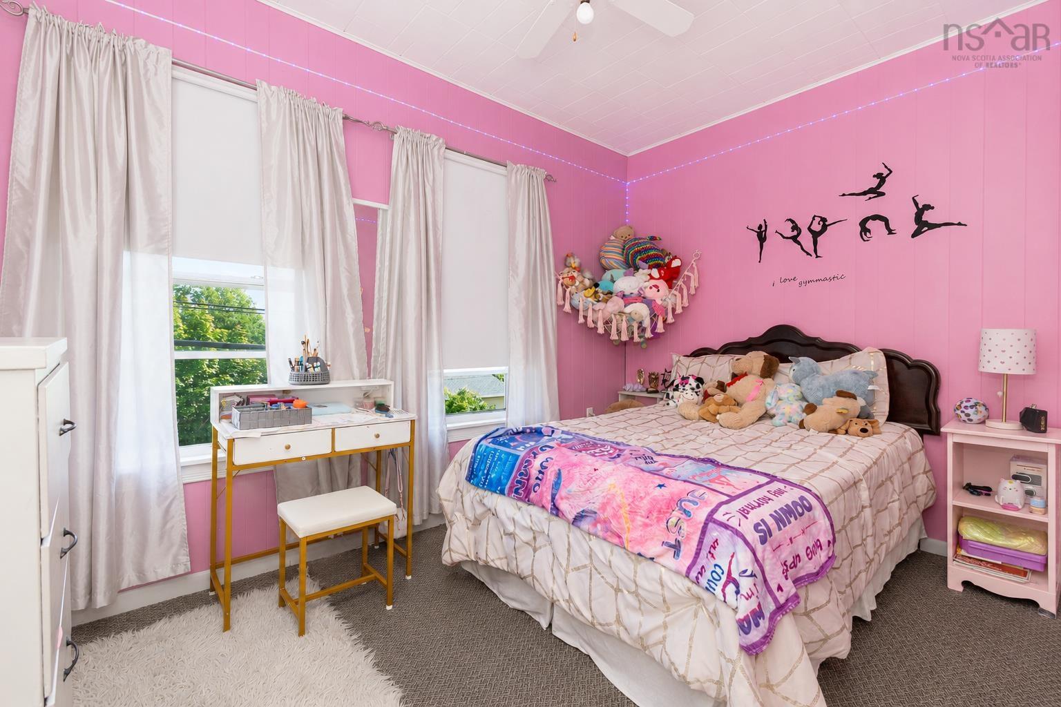 $238,000.00: 32 Fraser Avenue, Sydney Mines