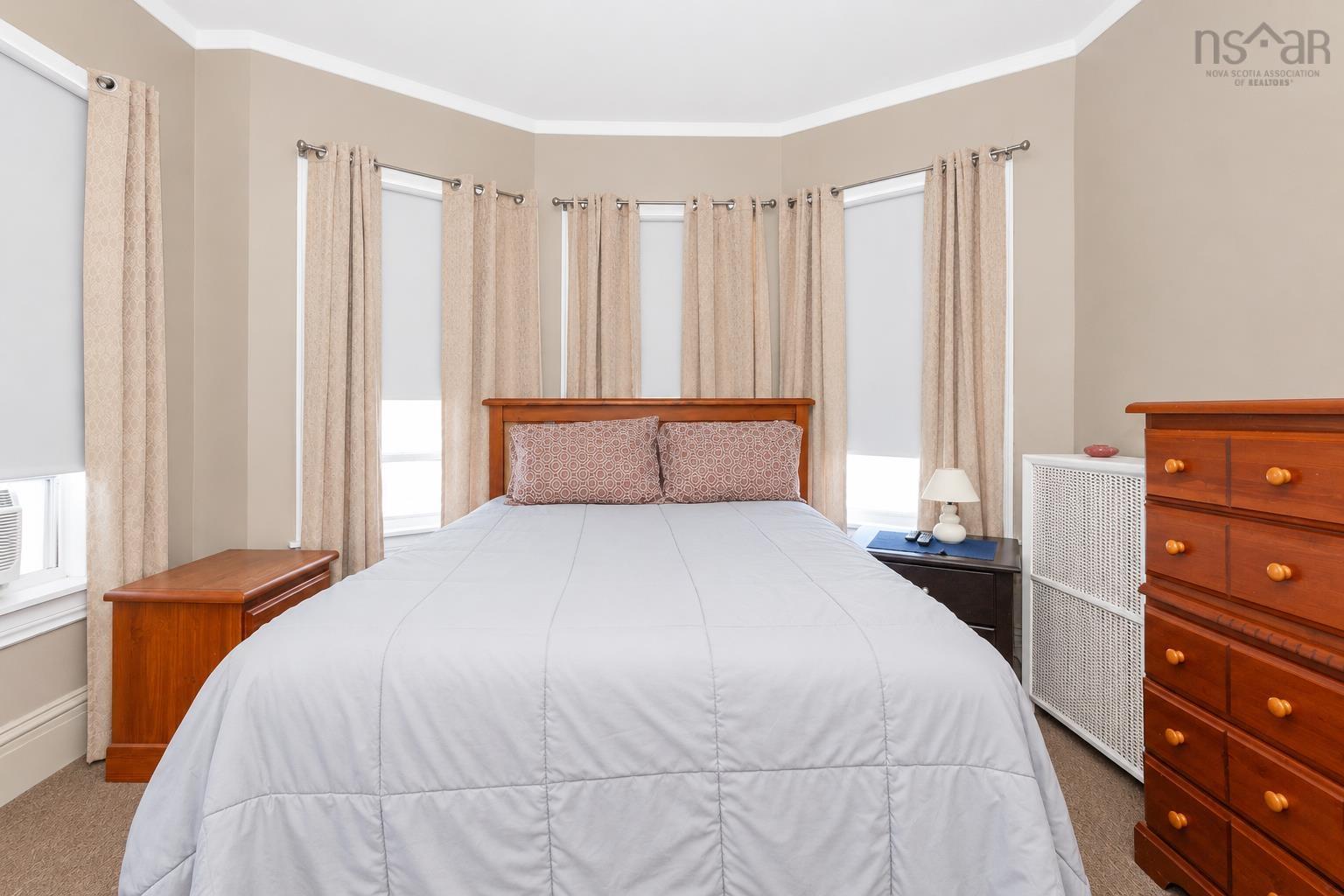 $238,000.00: 32 Fraser Avenue, Sydney Mines