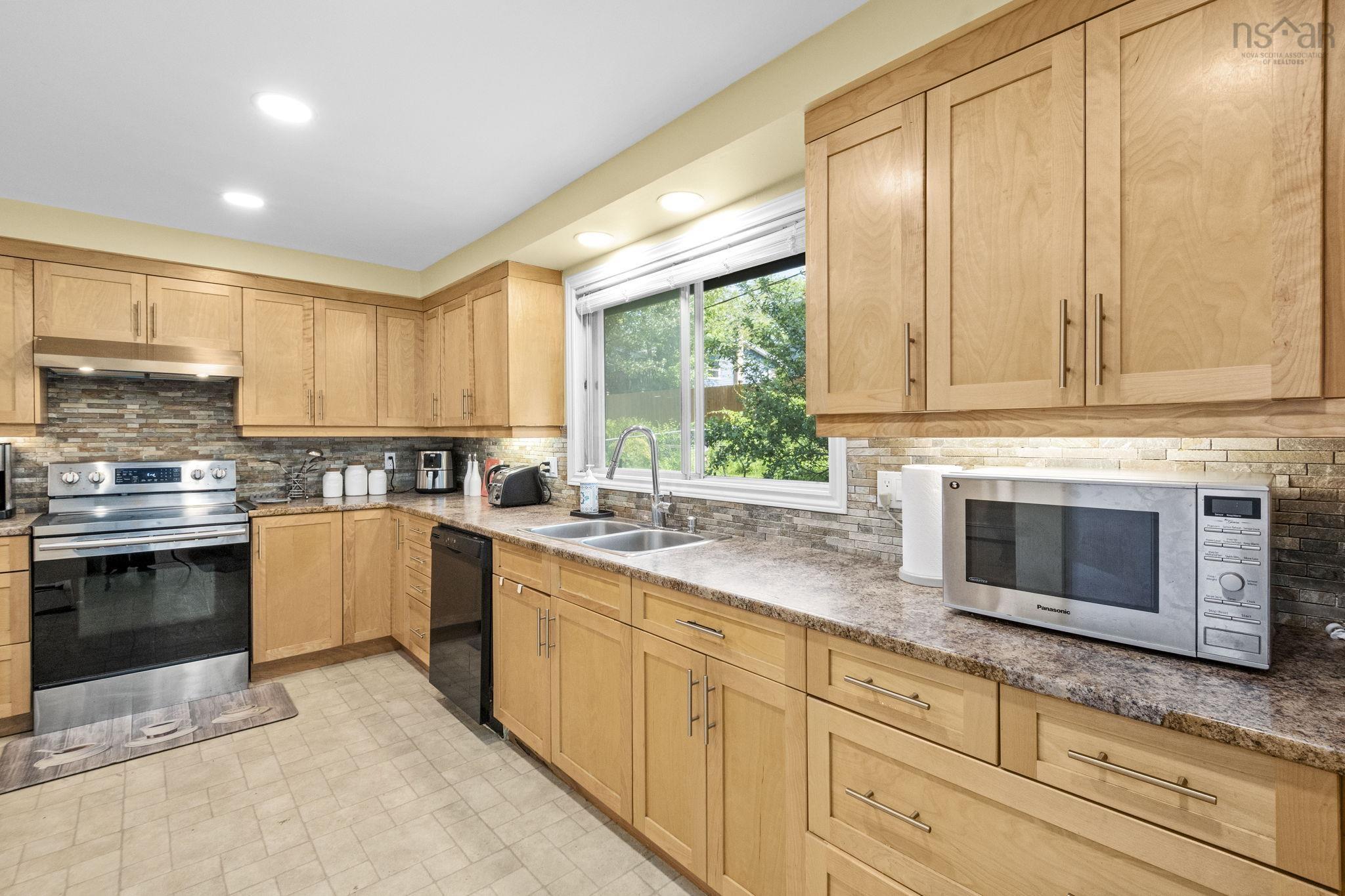 22 Northcliffe Lane, Clayton Park, NS (MLS 202617266)