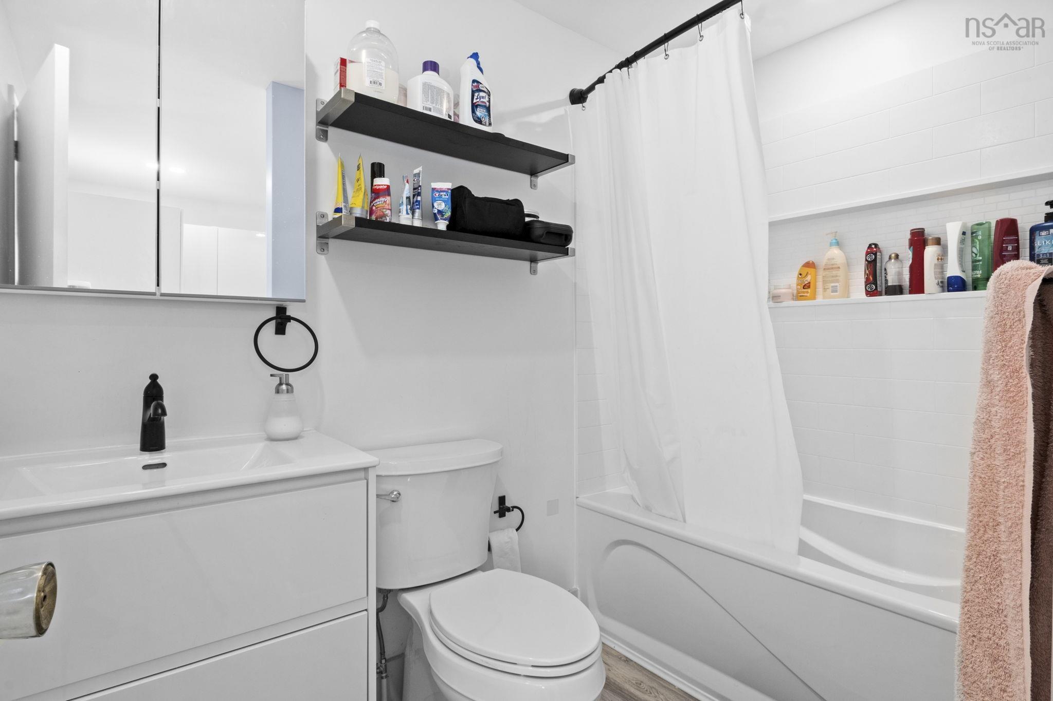 22 Northcliffe Lane, Clayton Park, NS (MLS 202617266)