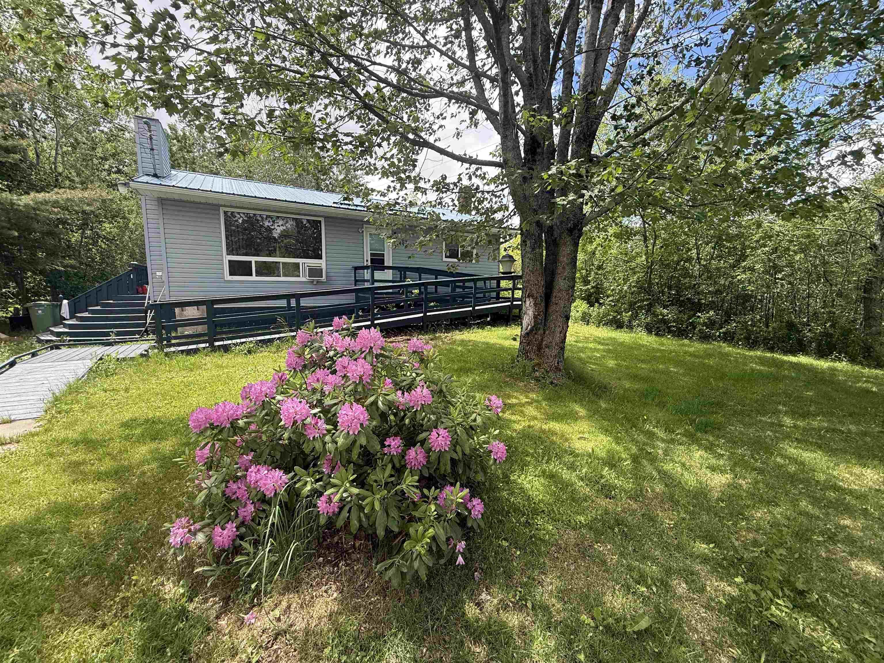 $429,900.00: 144 Highway 277, Lantz
