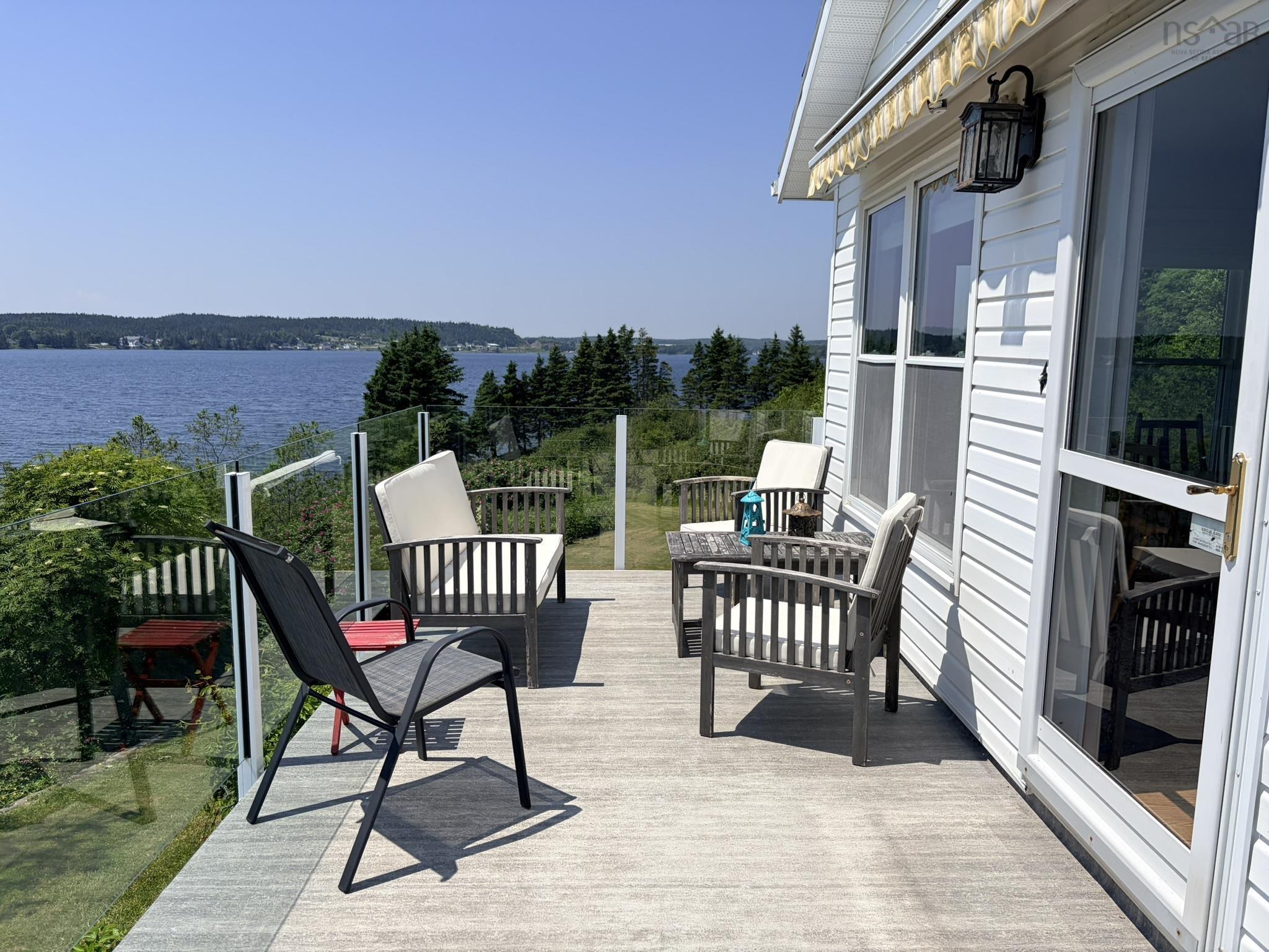 $569,000.00: 217 Corbetts Cove Road, Lynche River