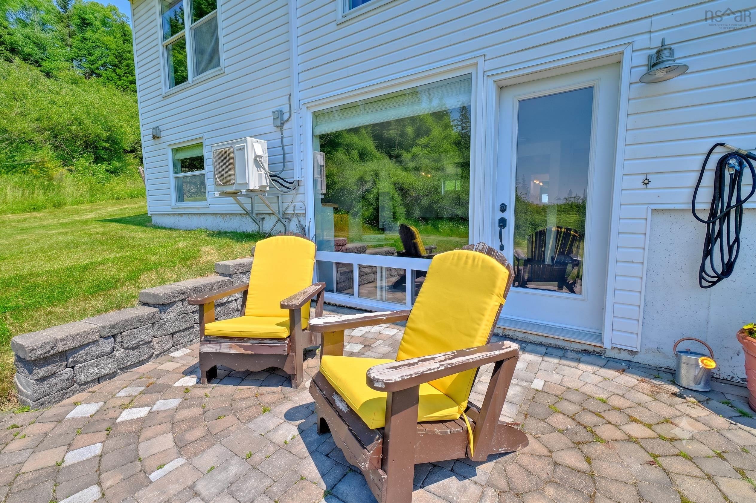 $569,000.00: 217 Corbetts Cove Road, Lynche River