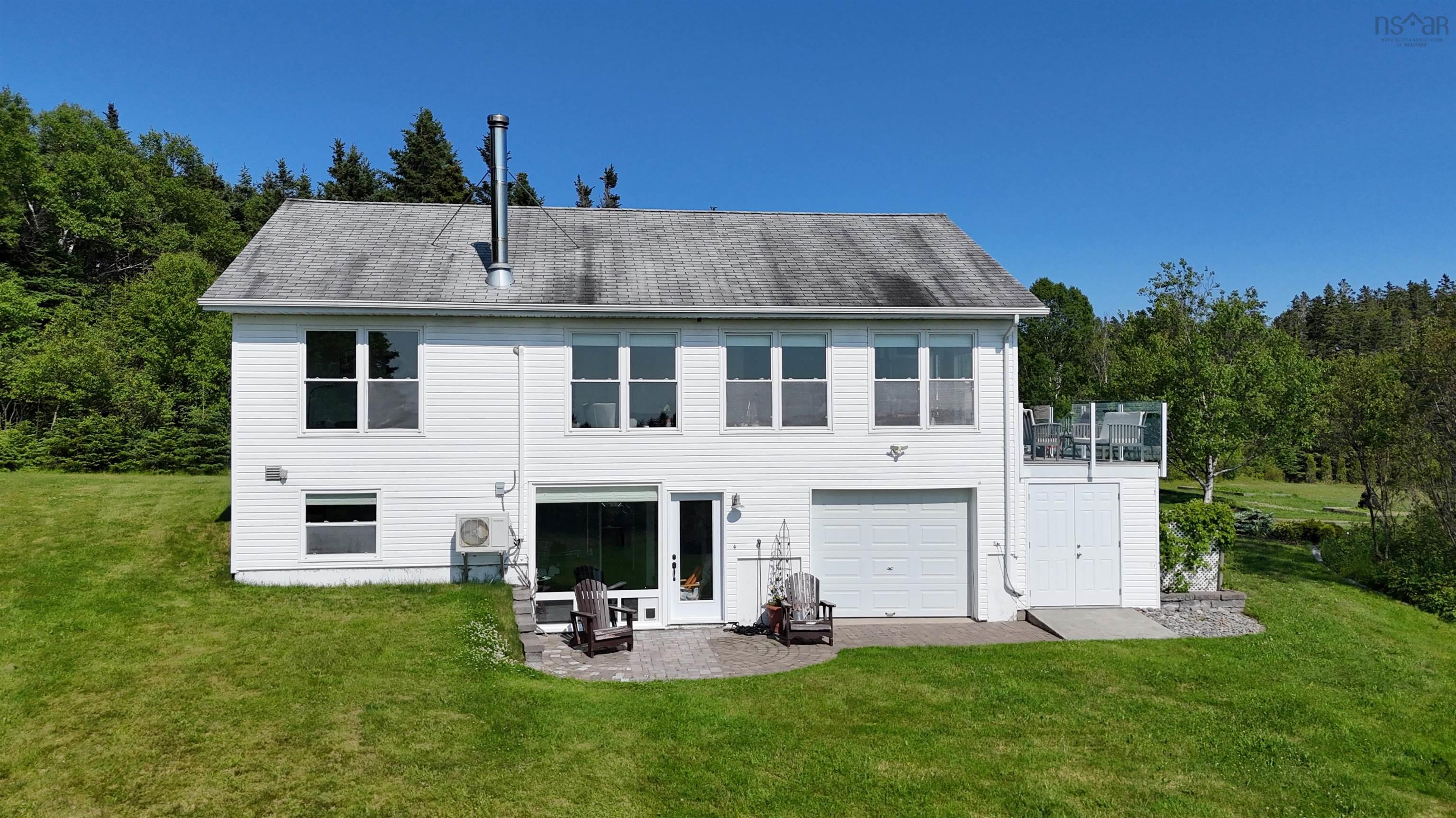 $569,000.00: 217 Corbetts Cove Road, Lynche River