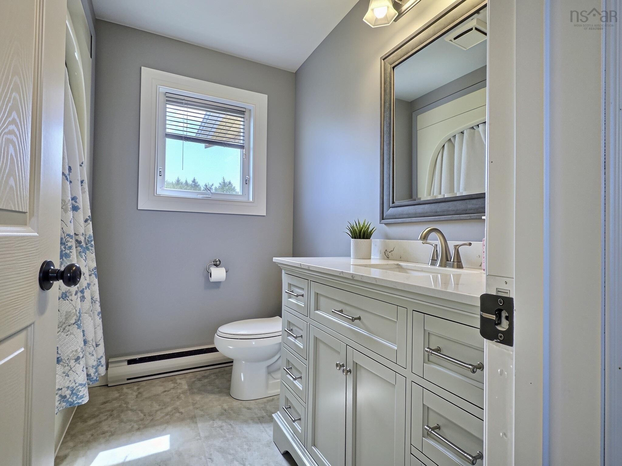 $299,000.00: 23 CHEMIN VENETTE ROAD, Chéticamp