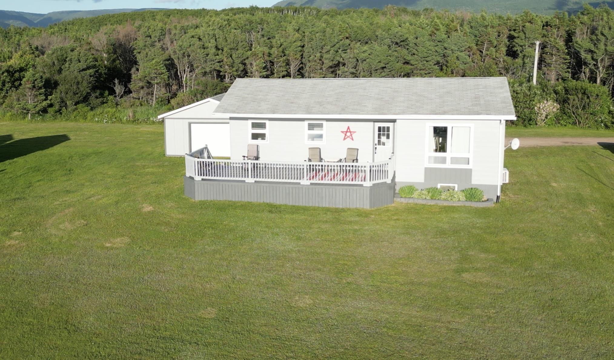 $299,000.00: 23 CHEMIN VENETTE ROAD, Chéticamp