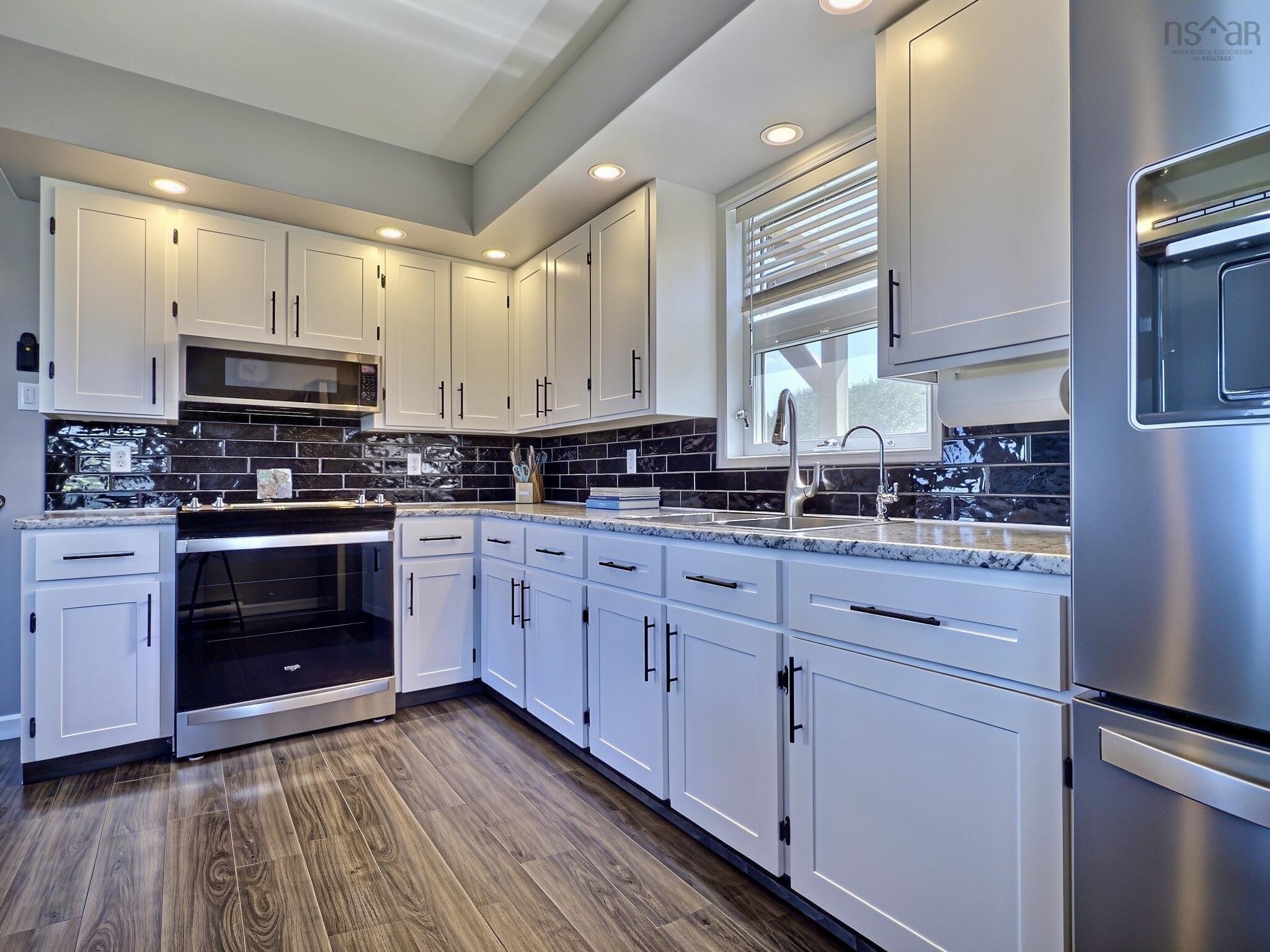 $299,000.00: 23 CHEMIN VENETTE ROAD, Chéticamp