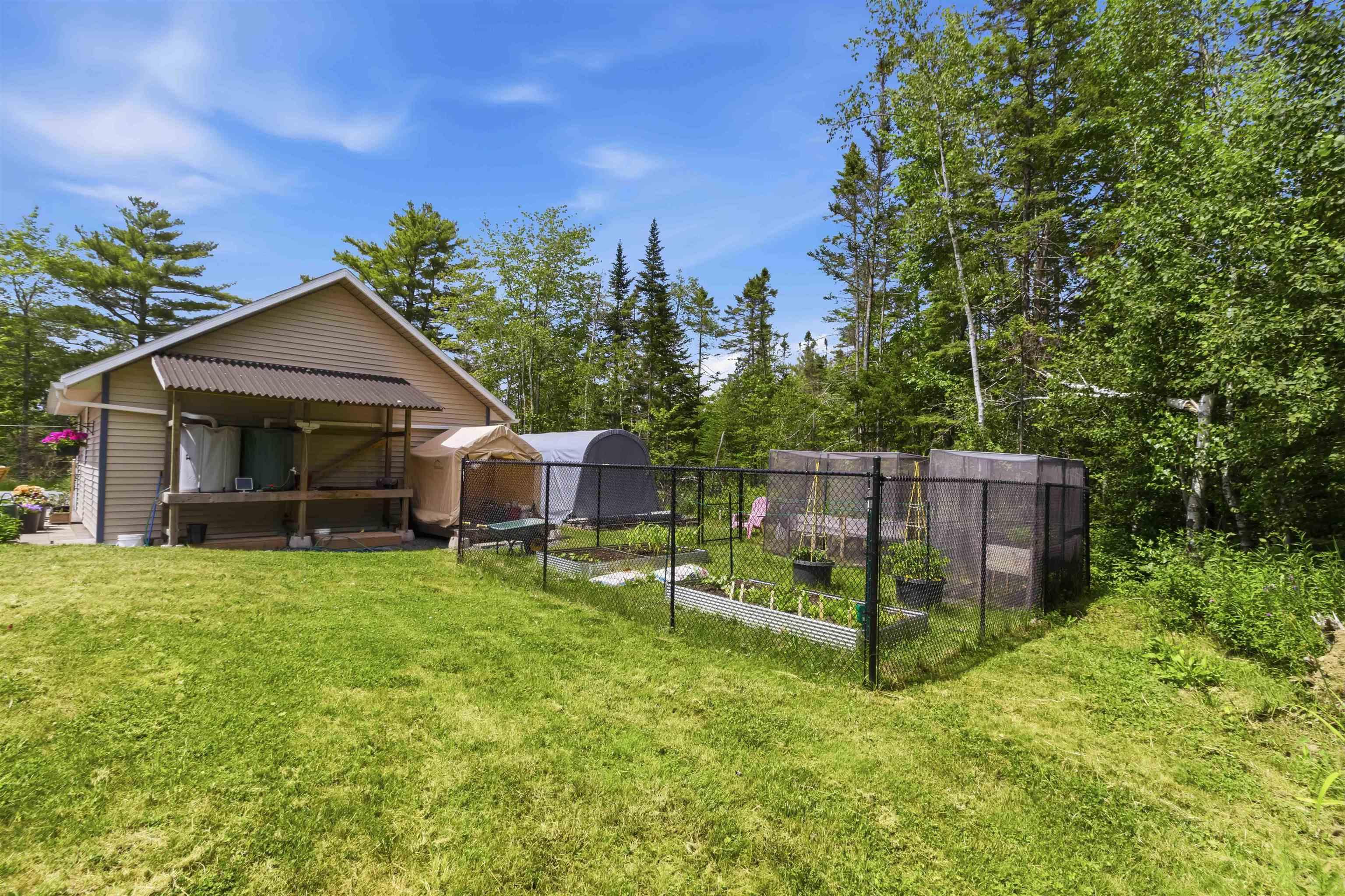 $599,000.00: 19 Robyn Drive, Nine Mile River