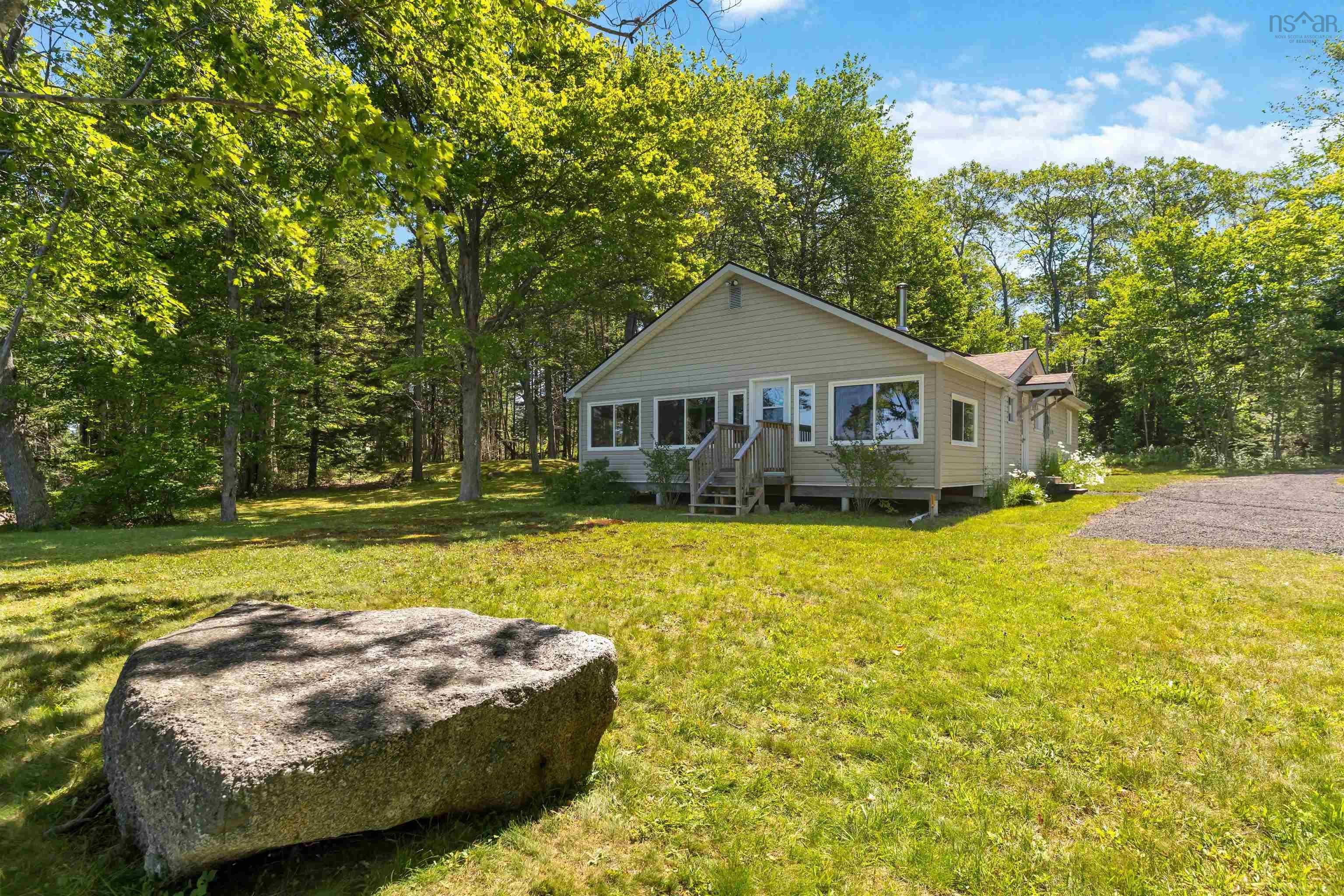 $430,000.00: 3021 Sissiboo Road, Doucetteville