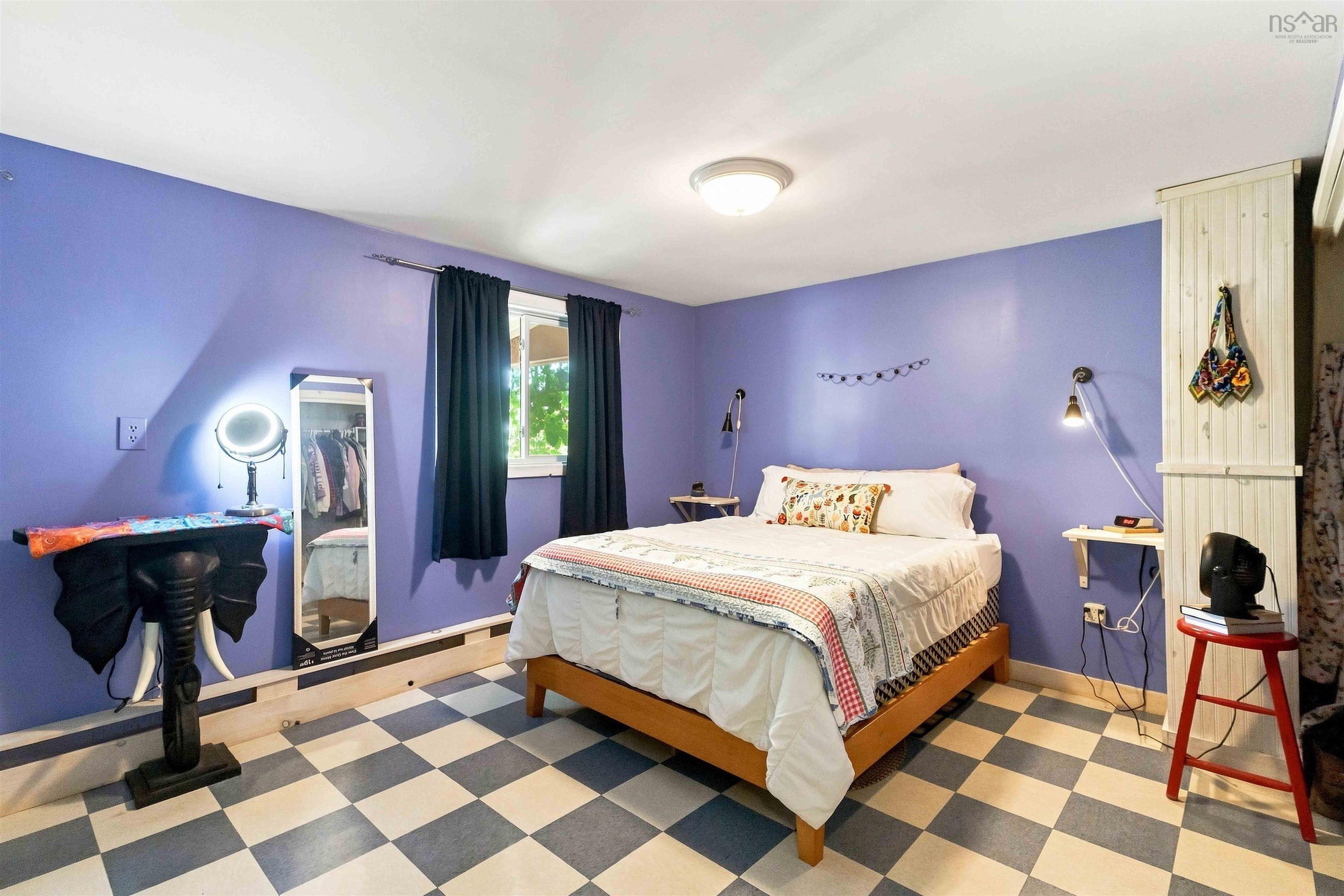 $370,000.00: 35 Colonial Crescent, New Minas
