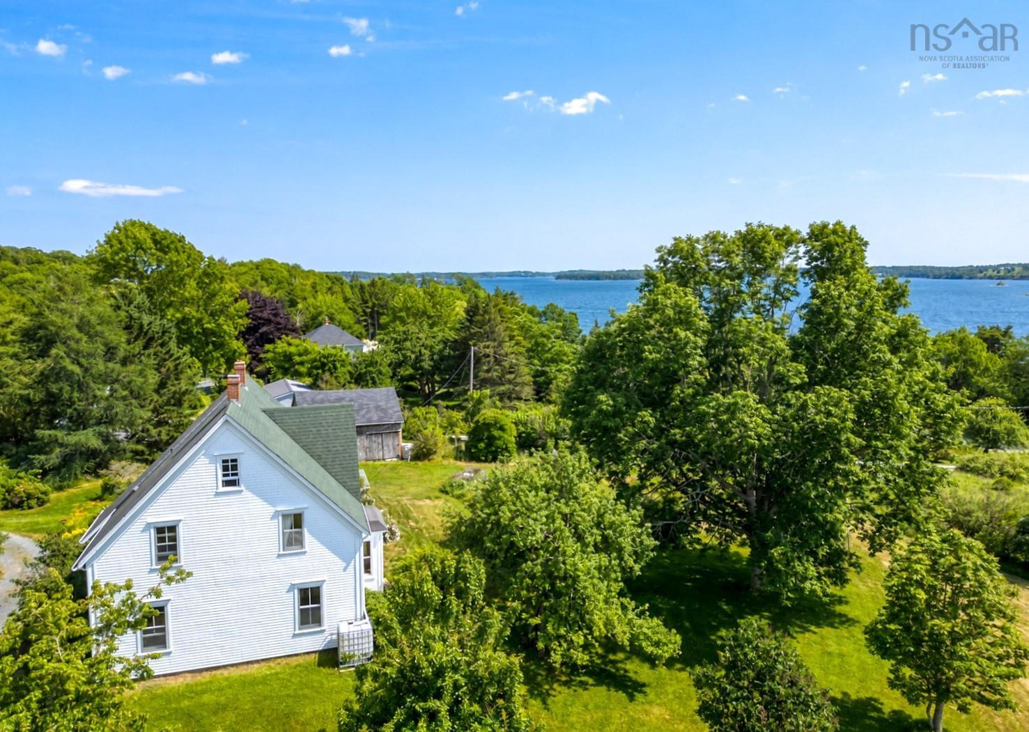 $1,395,000.00: 1036 Oakland Road, Oakland