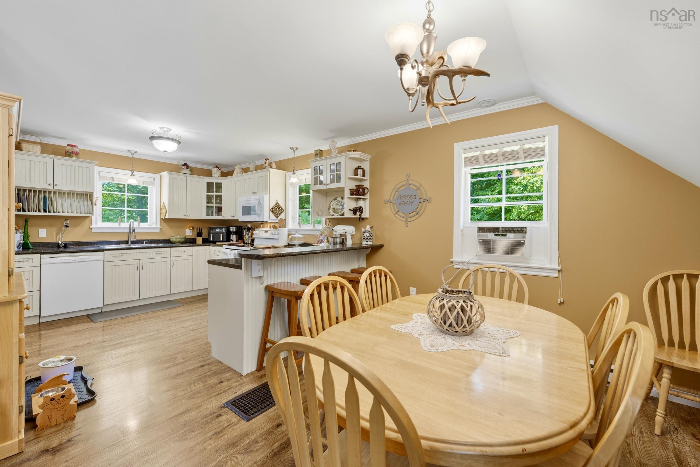 $498,500.00: 128 Messenger Road, Torbrook Mines