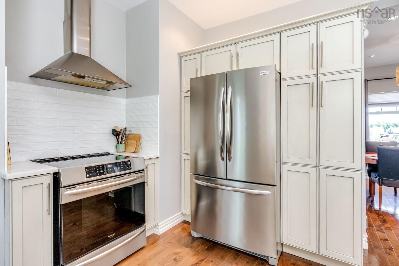 $279,900.00: 33 Beacon Street, Amherst