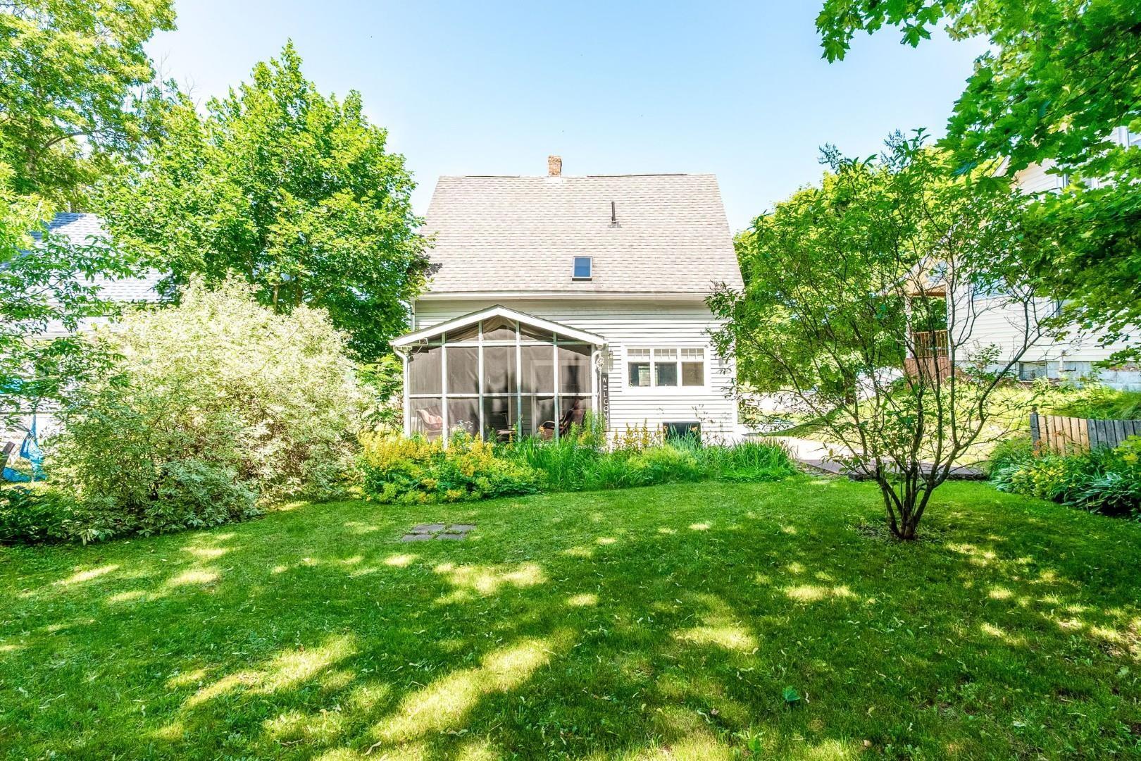 $279,900.00: 33 Beacon Street, Amherst