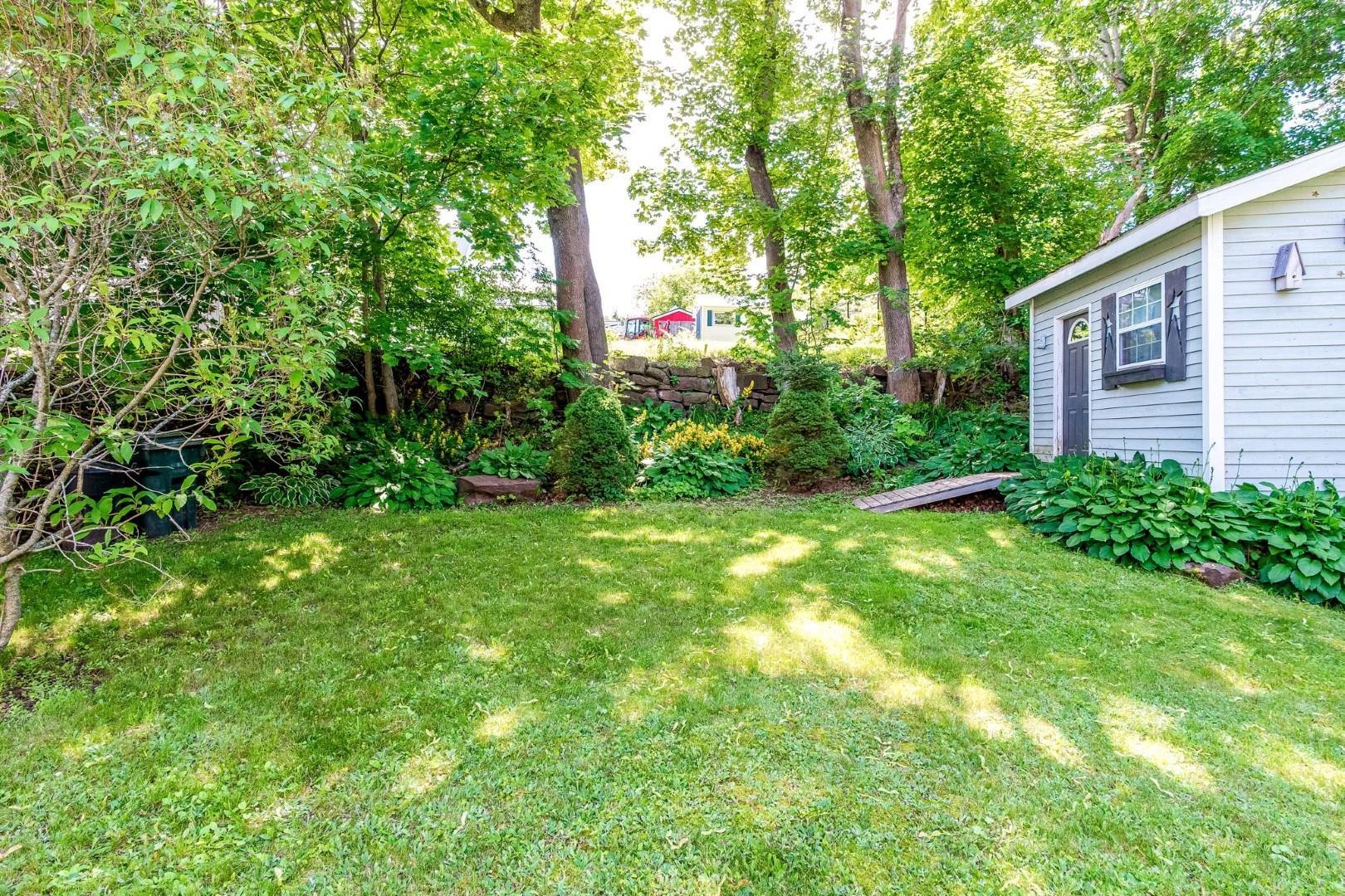 $279,900.00: 33 Beacon Street, Amherst
