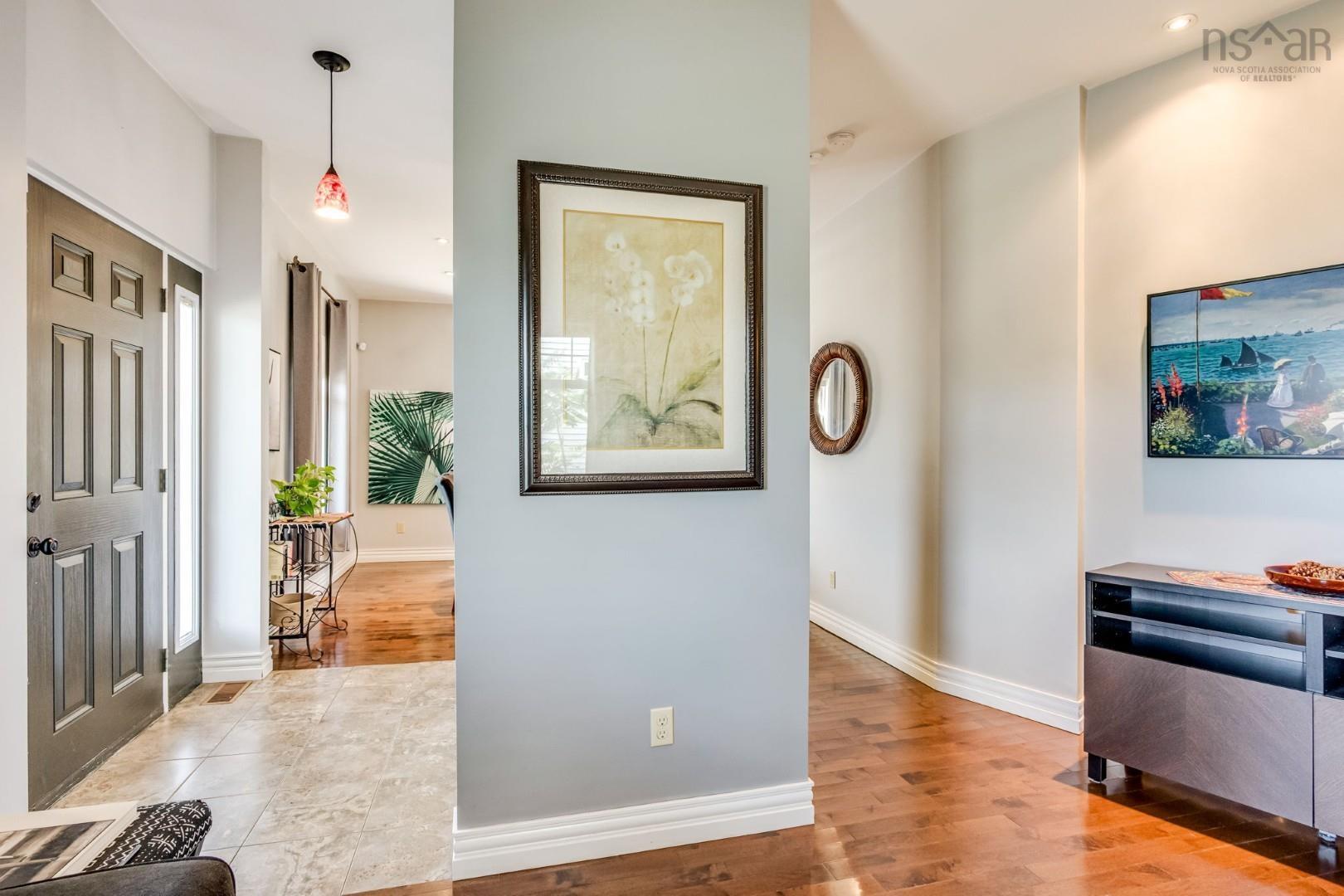 $279,900.00: 33 Beacon Street, Amherst