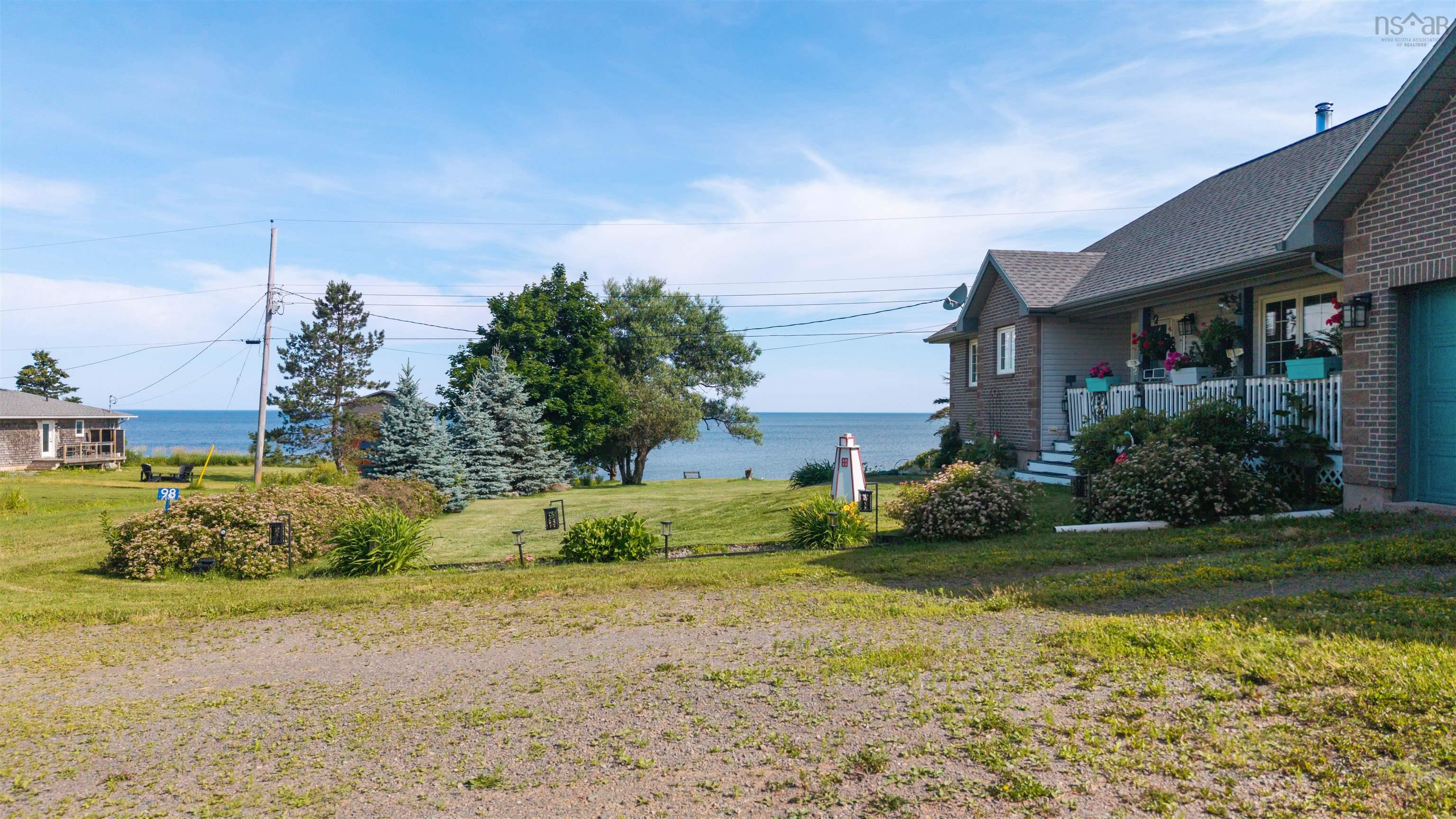 $945,000.00: 98 Ocean Front Drive, Gulf Shore