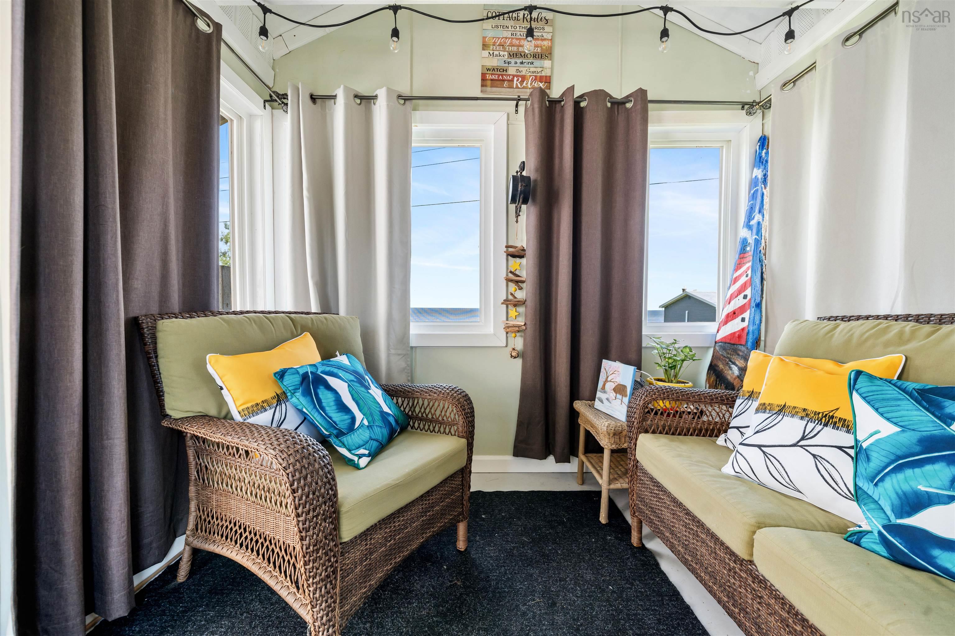 $945,000.00: 98 Ocean Front Drive, Gulf Shore