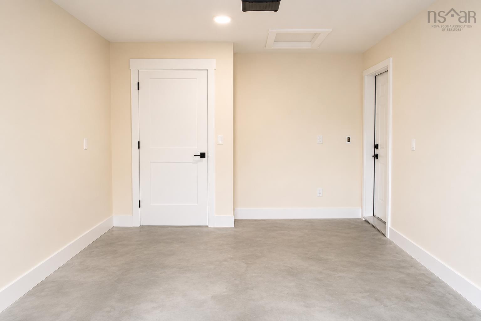 $384,000.00: 23 Jenifer Cres, New Minas