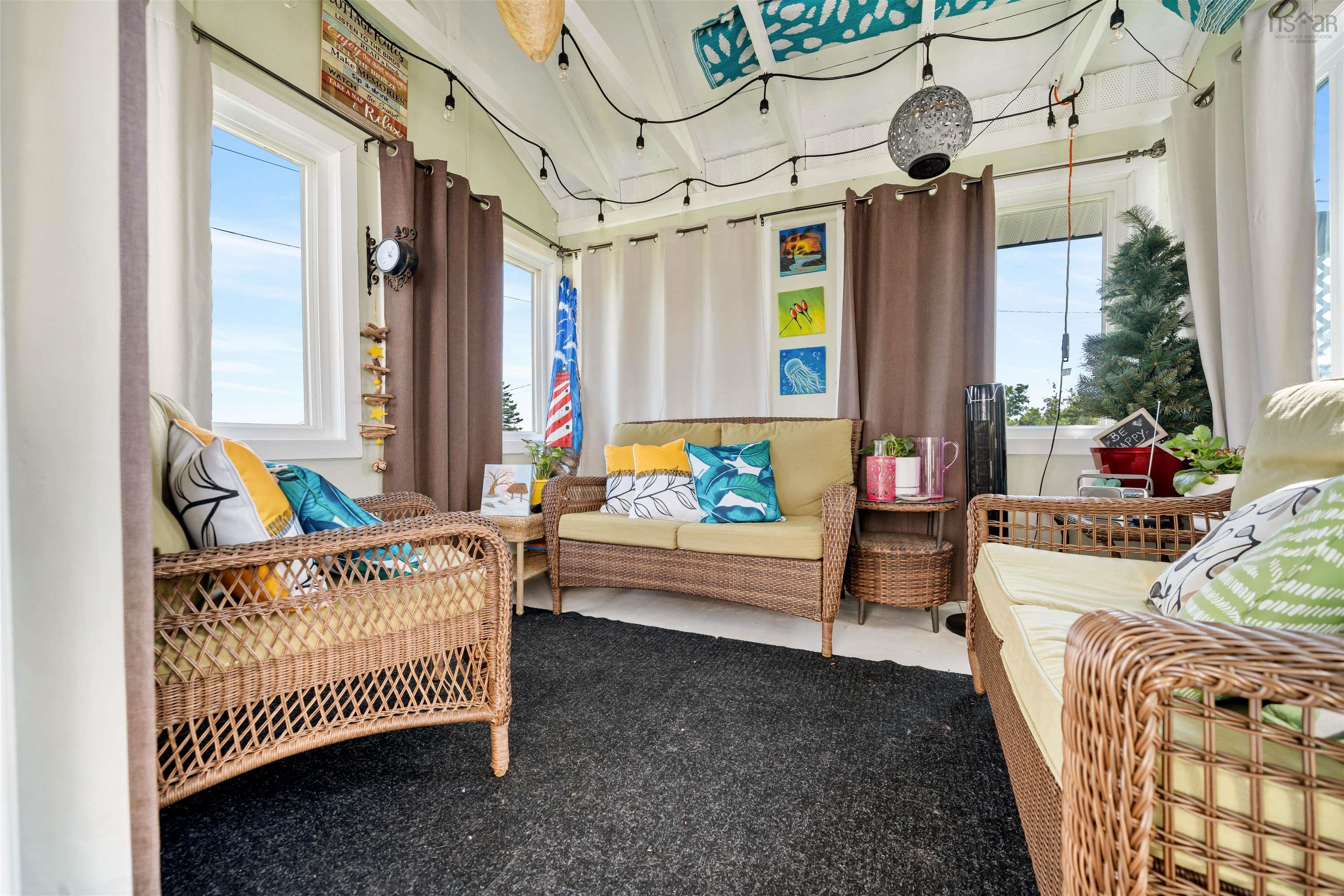 $945,000.00: 98 Ocean Front Drive, Gulf Shore