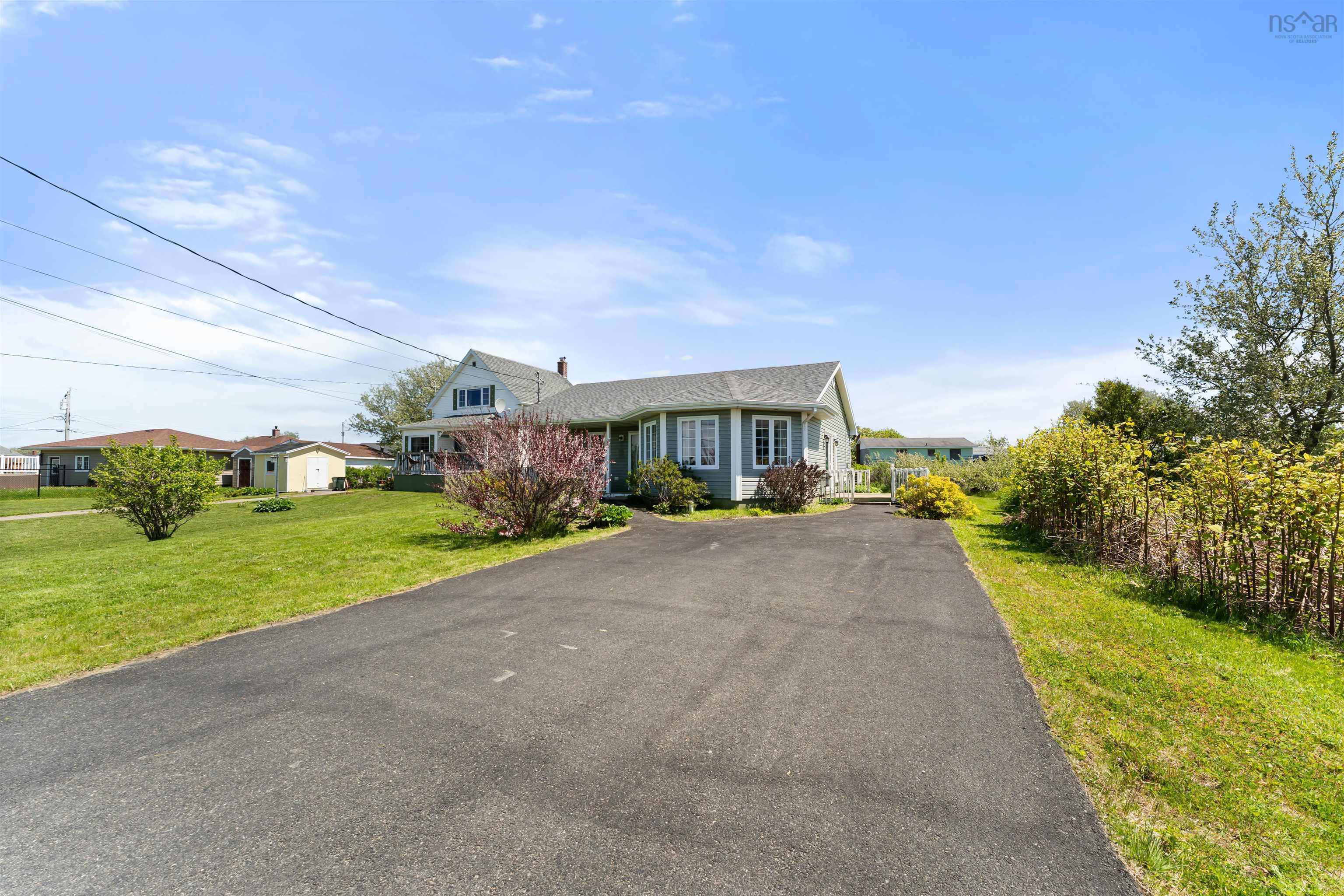 $279,900.00: 34 Water Street, Glace Bay