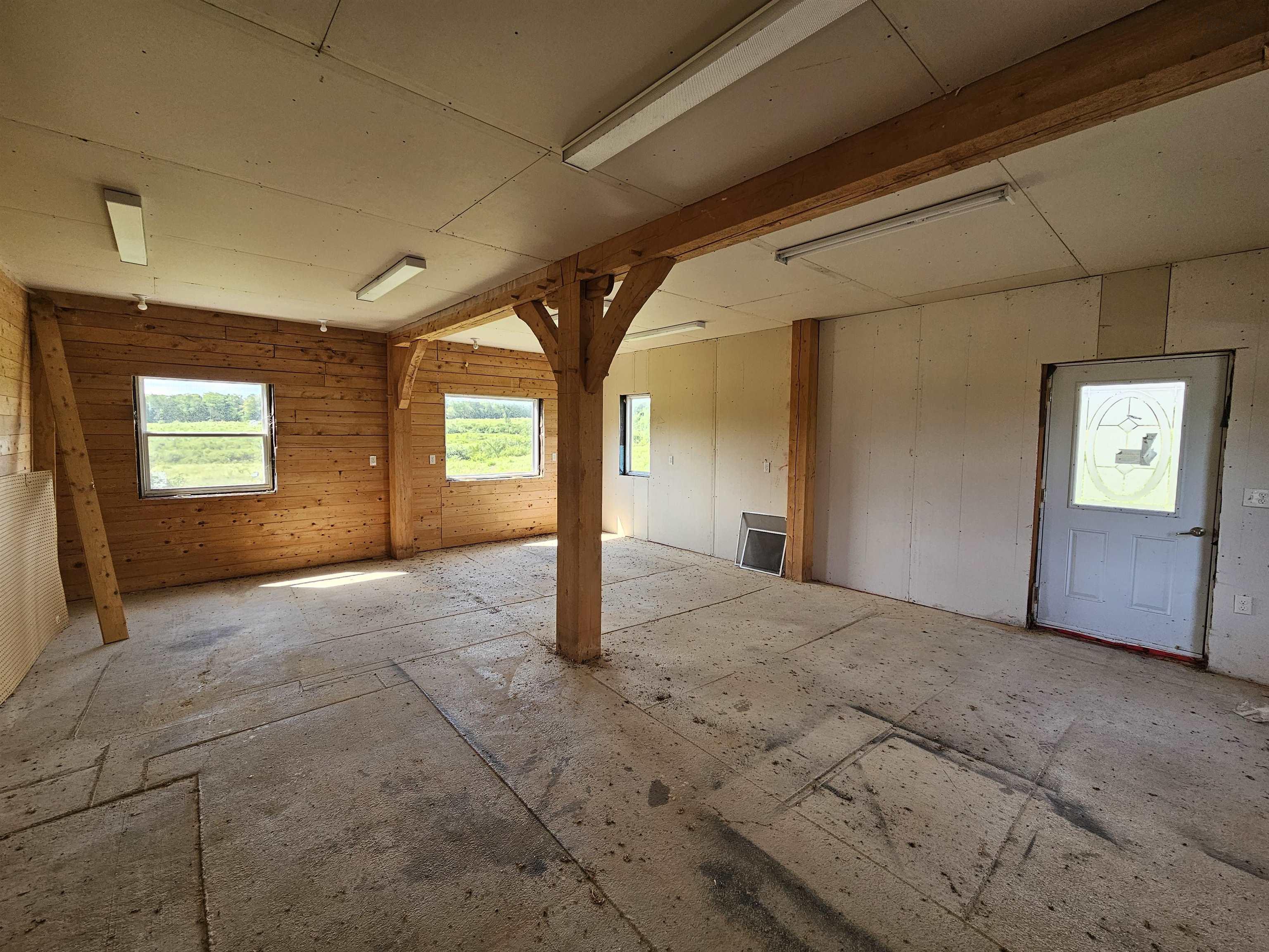 $399,900.00: 1807 Highway 326, East Earltown