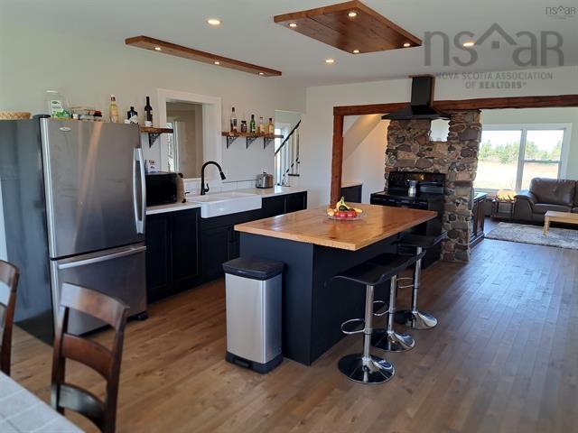 $399,900.00: 1807 Highway 326, East Earltown