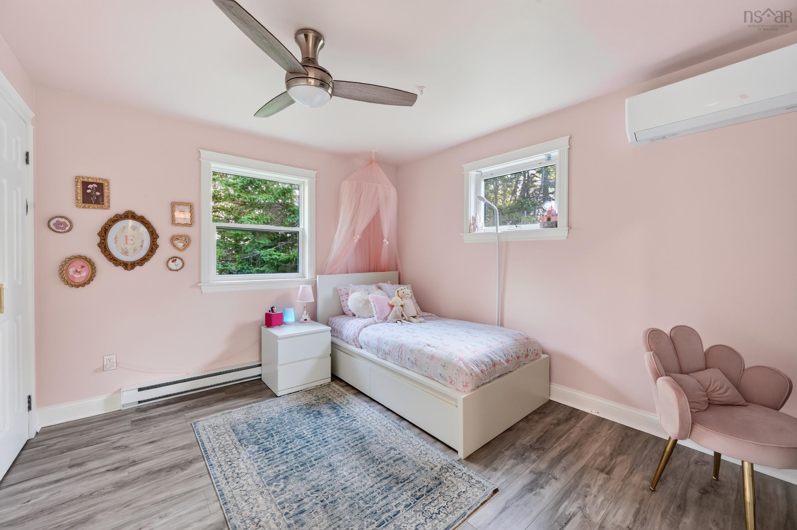 $380,000.00: 21 Weeks Lane Lane, Howie Centre