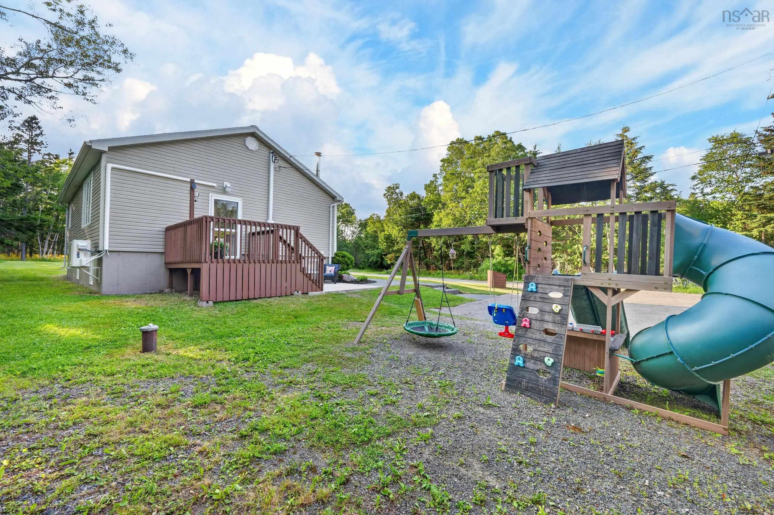$380,000.00: 21 Weeks Lane Lane, Howie Centre