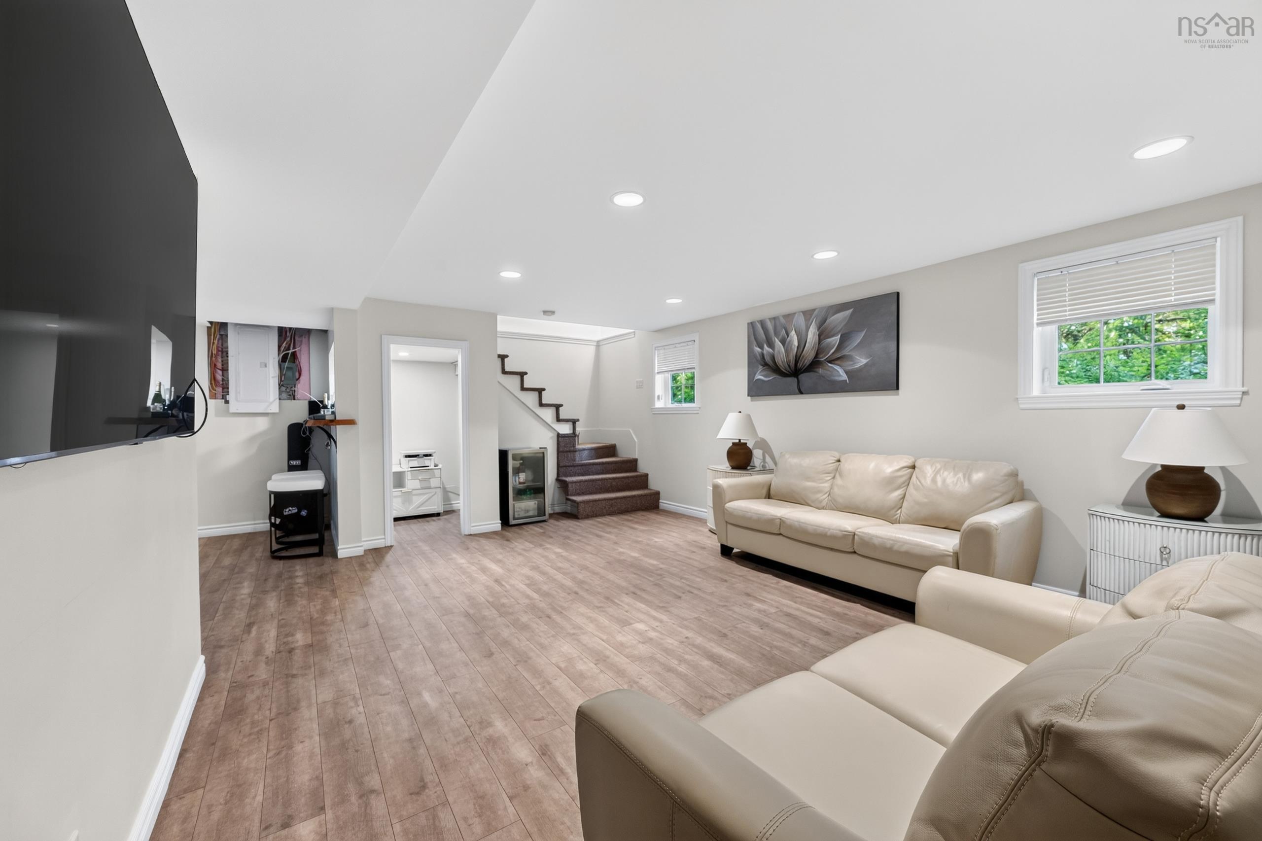 $380,000.00: 21 Weeks Lane Lane, Howie Centre