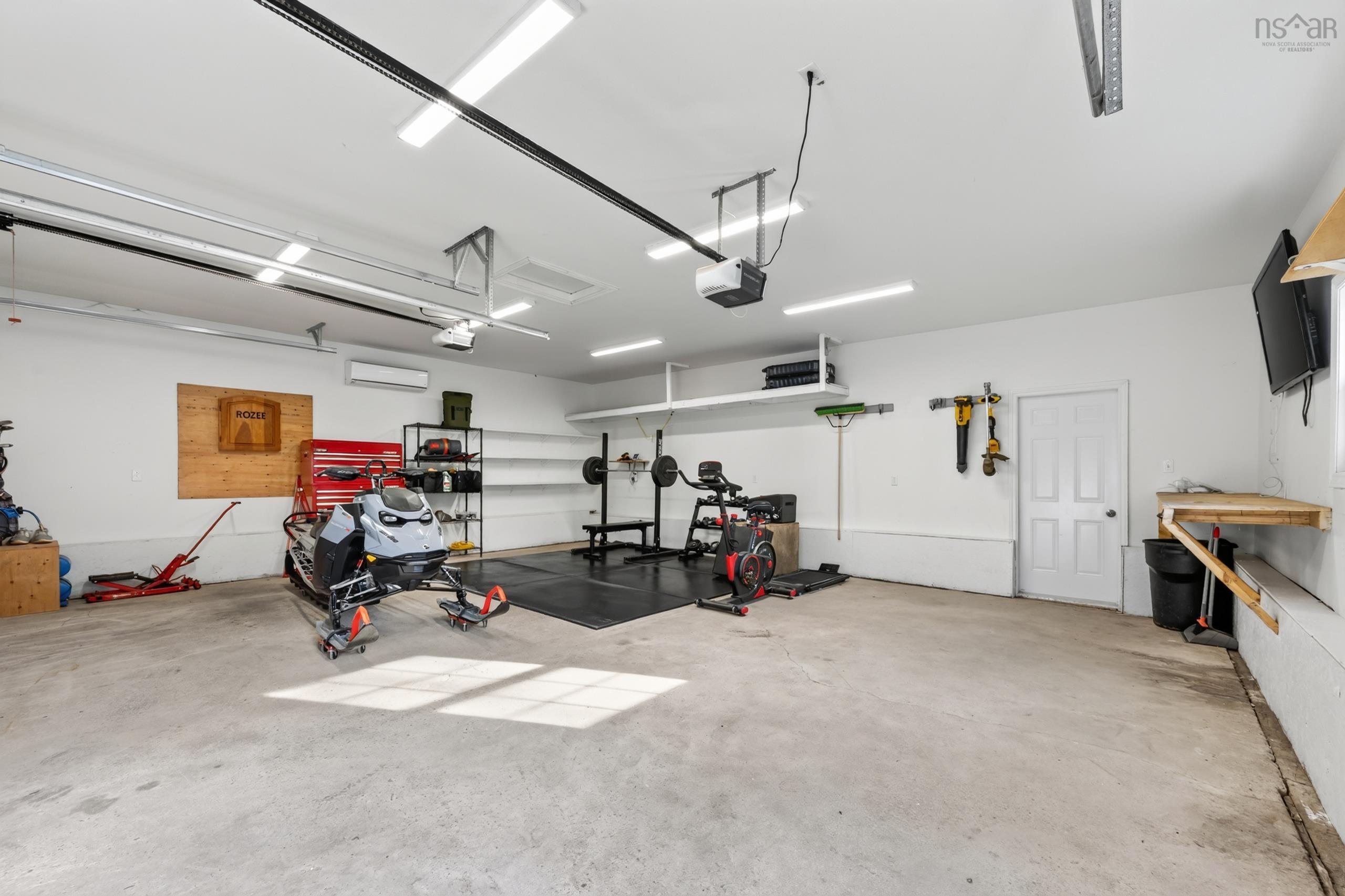 $380,000.00: 21 Weeks Lane Lane, Howie Centre