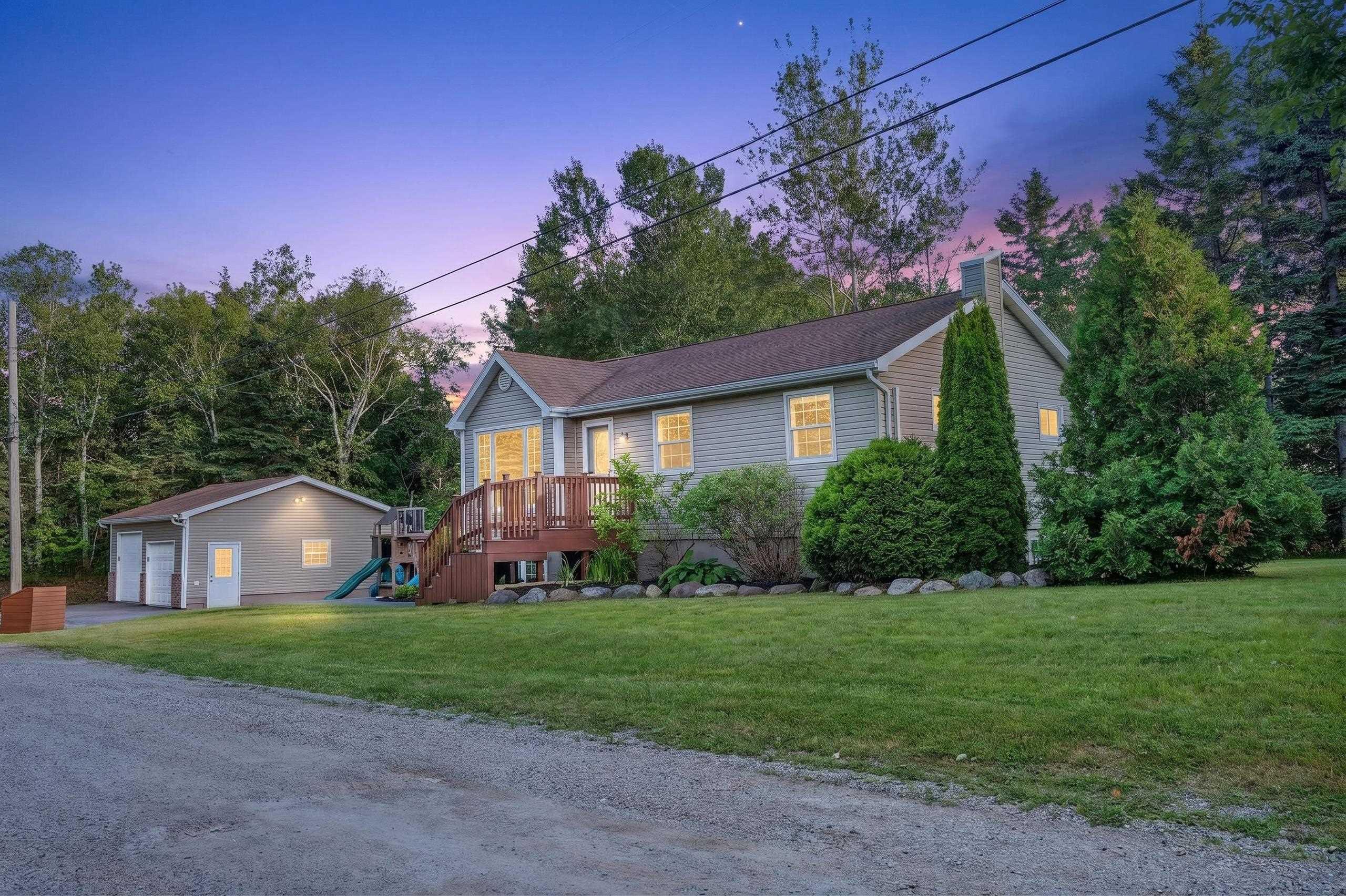 $380,000.00: 21 Weeks Lane Lane, Howie Centre