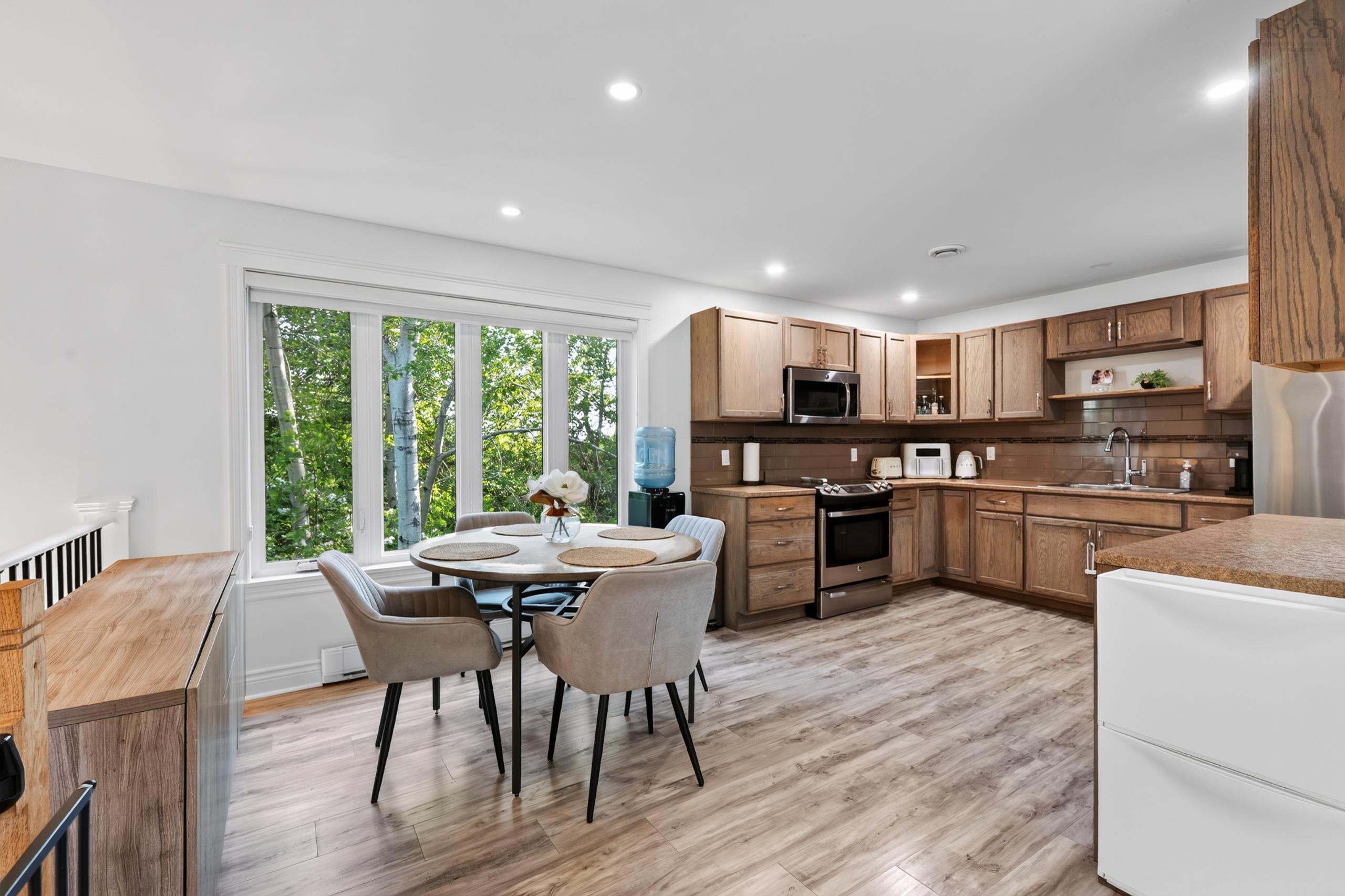 $380,000.00: 21 Weeks Lane Lane, Howie Centre