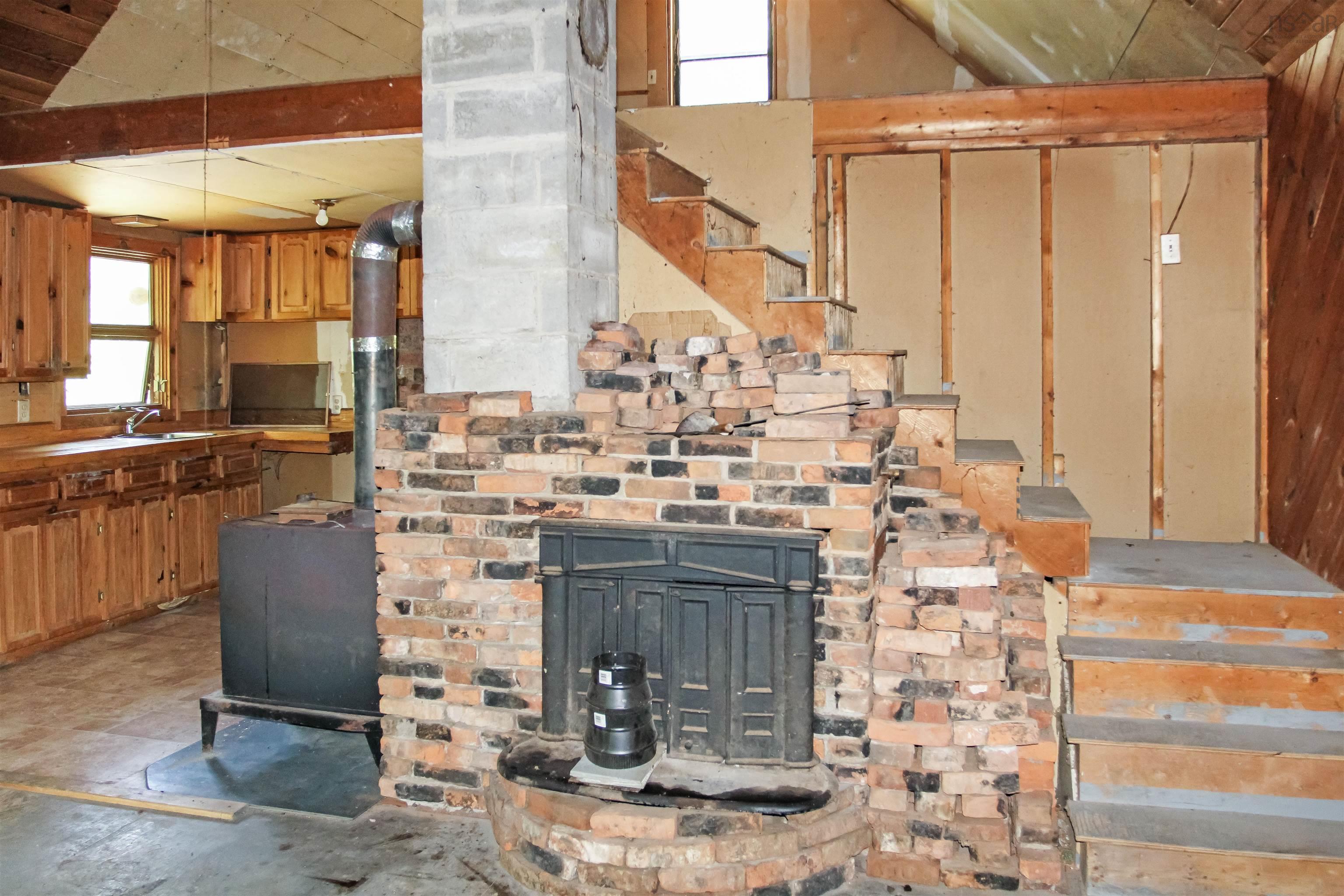 $184,000.00: 2113 Fire Lane, Torbrook