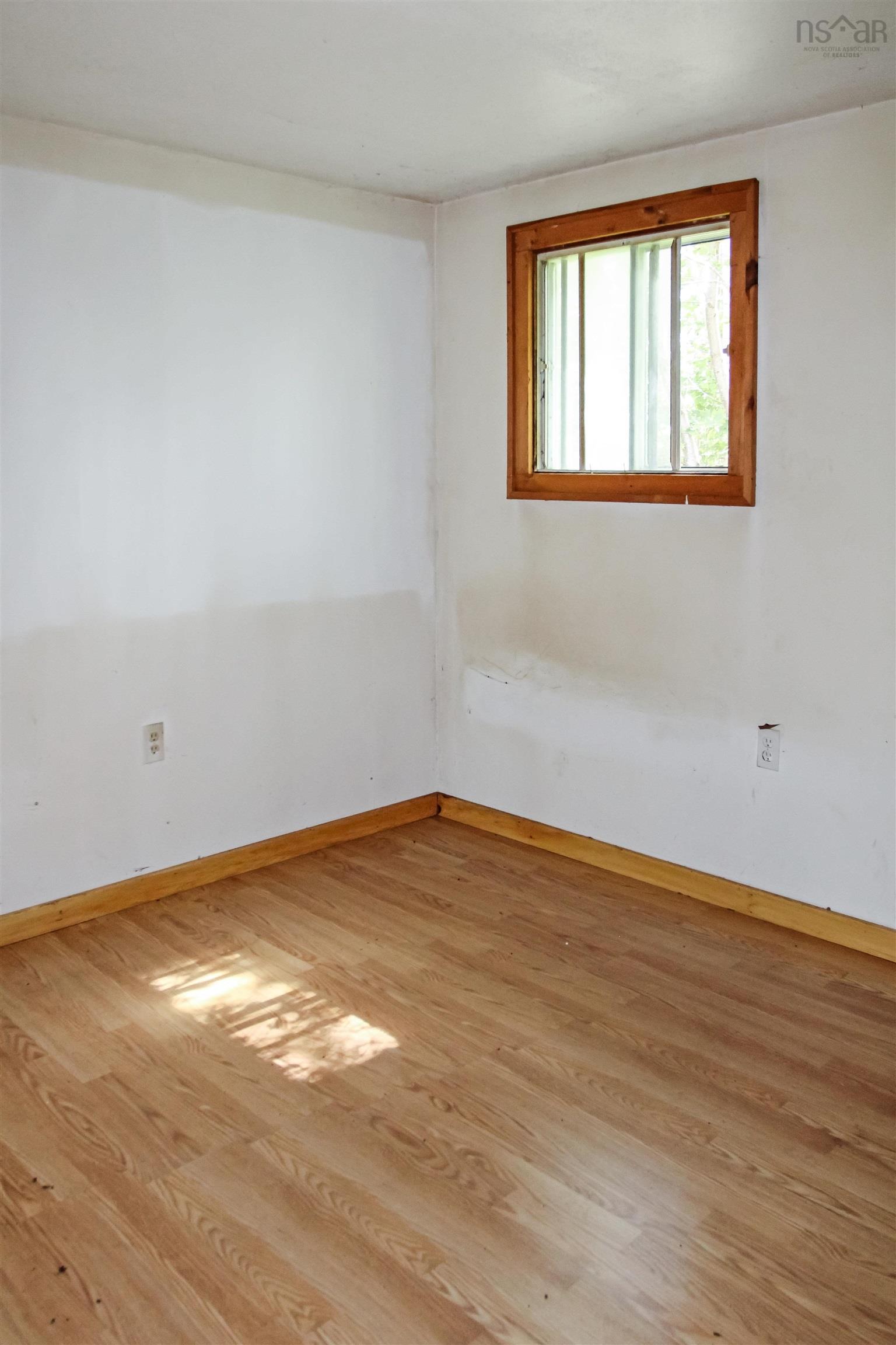 $184,000.00: 2113 Fire Lane, Torbrook