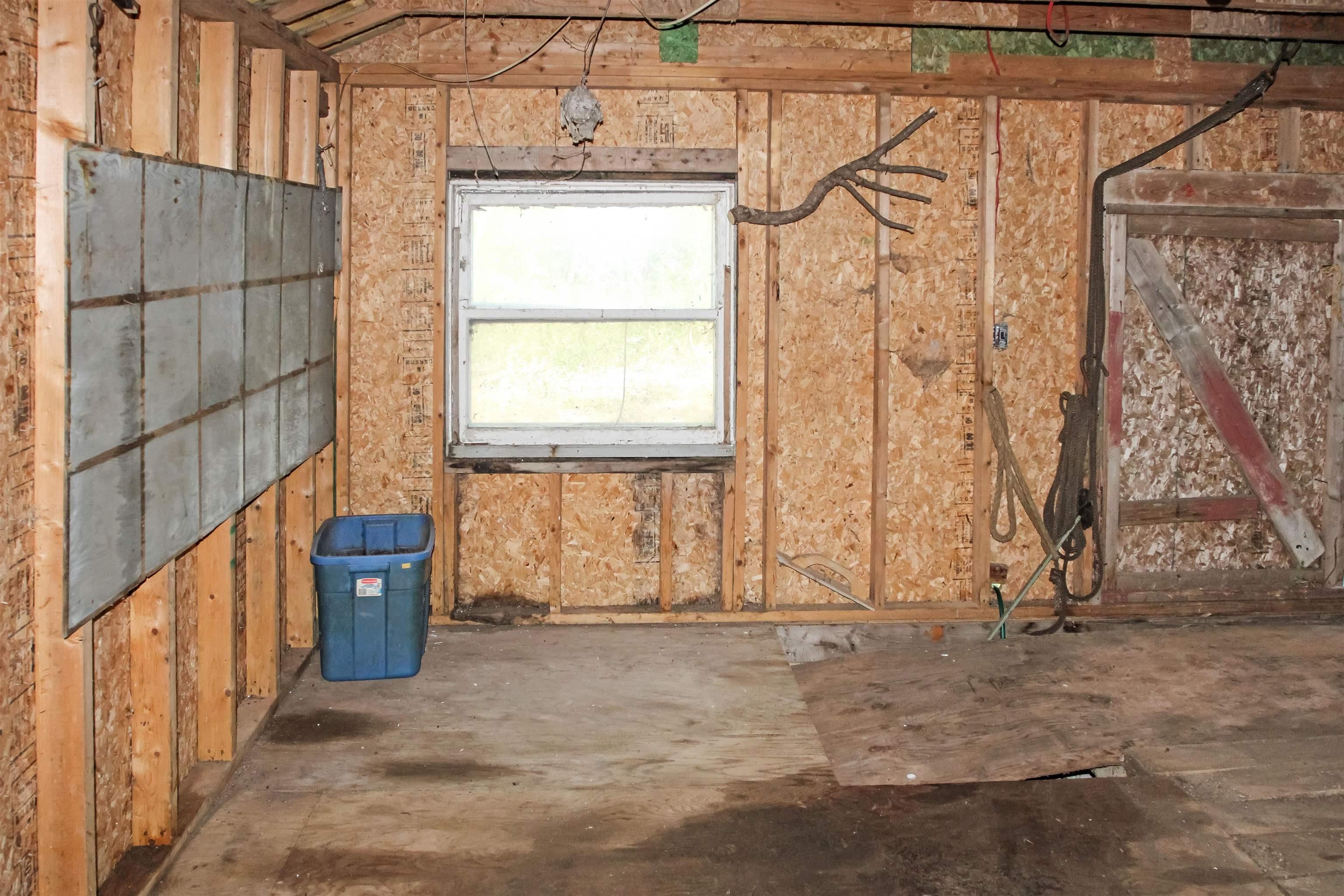 $184,000.00: 2113 Fire Lane, Torbrook