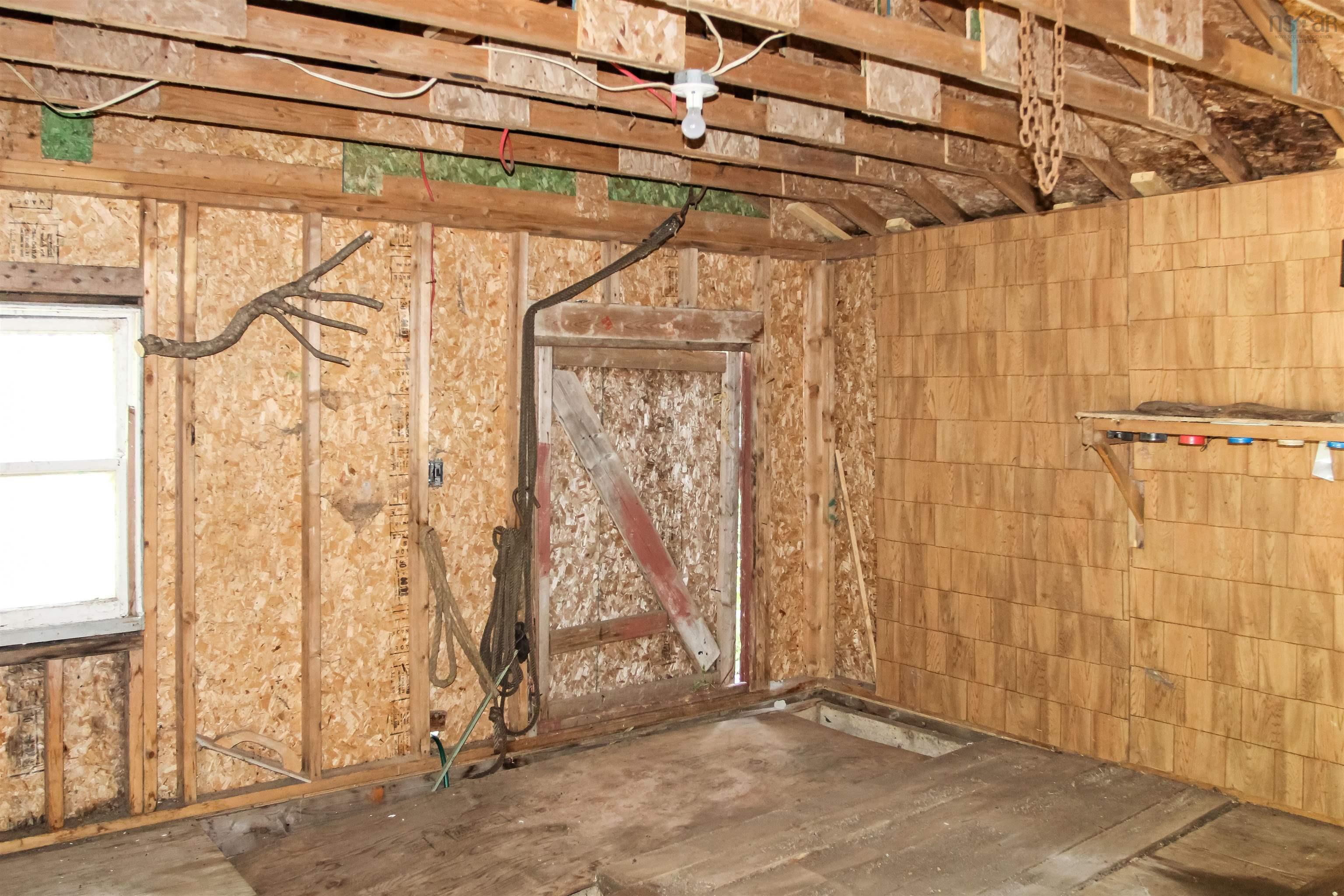 $184,000.00: 2113 Fire Lane, Torbrook