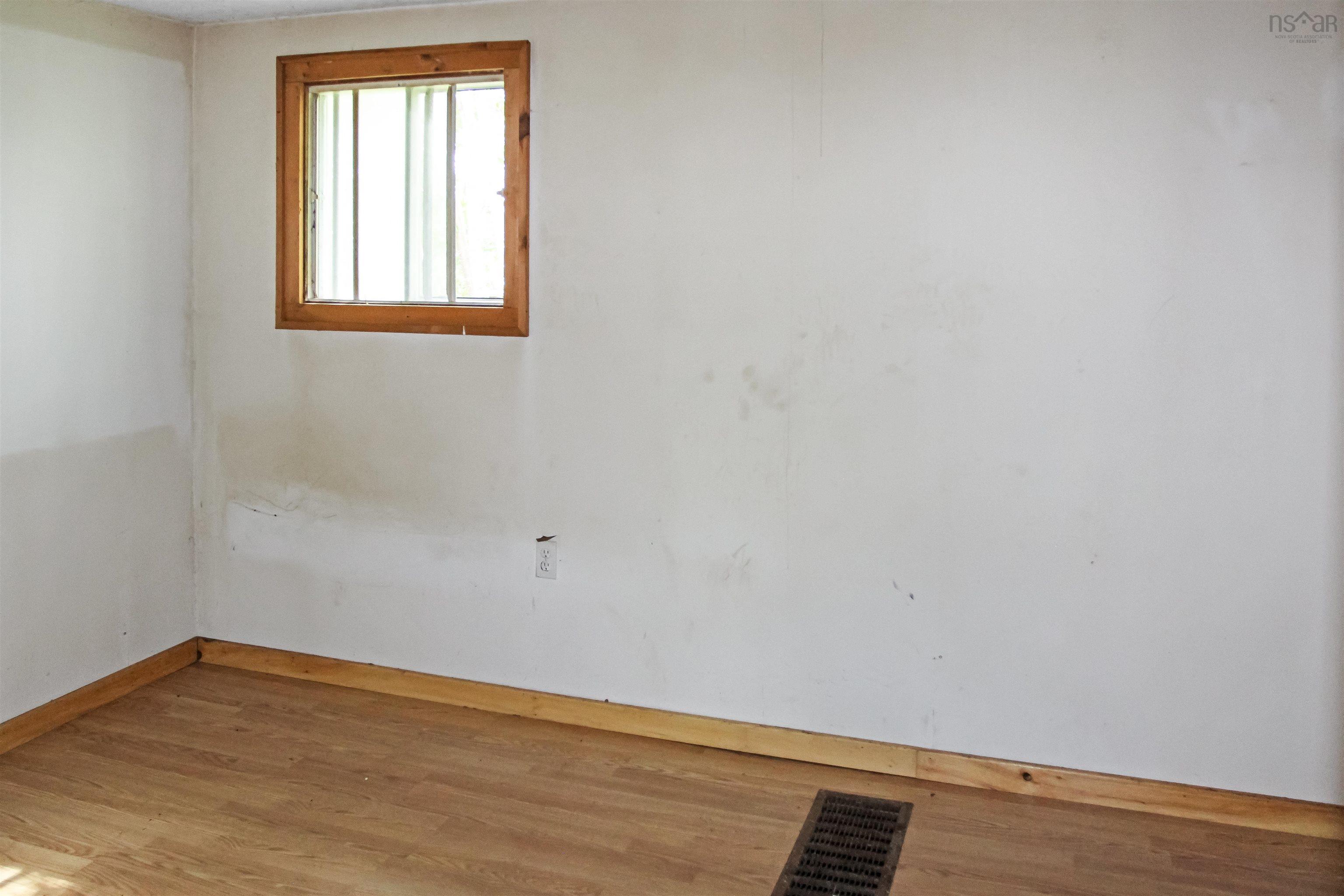 $184,000.00: 2113 Fire Lane, Torbrook
