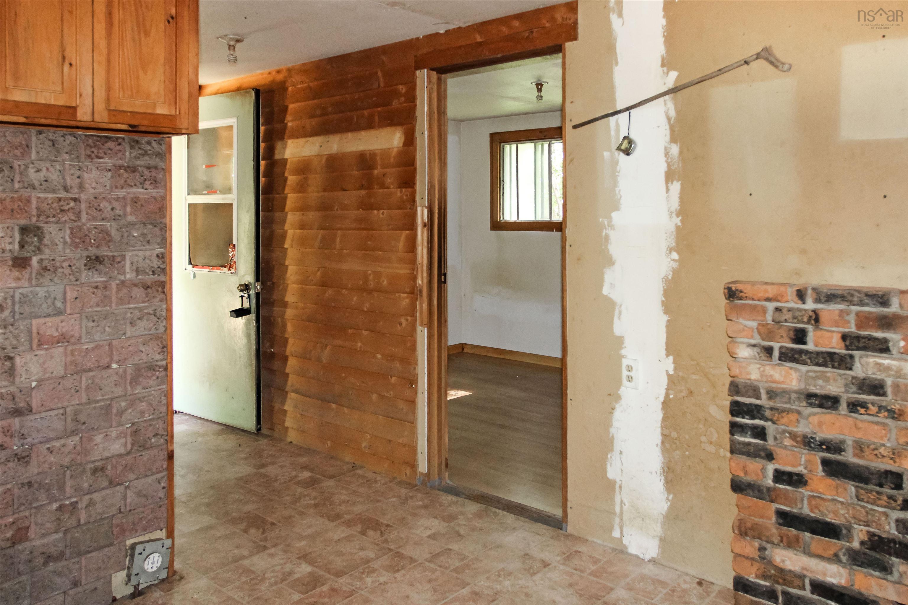 $184,000.00: 2113 Fire Lane, Torbrook