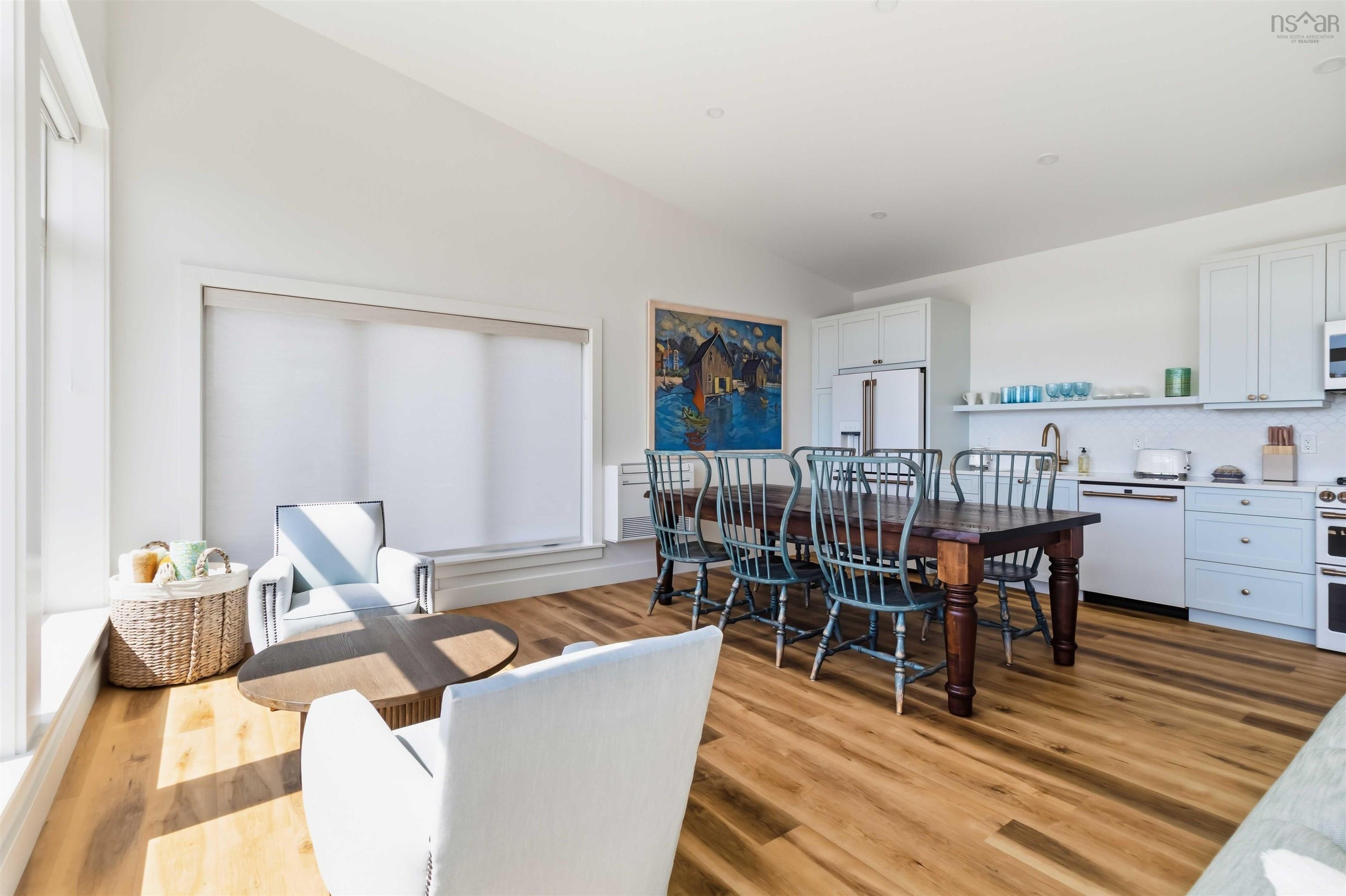 $1,295,000.00: 42 Shore Road, Garden Lots