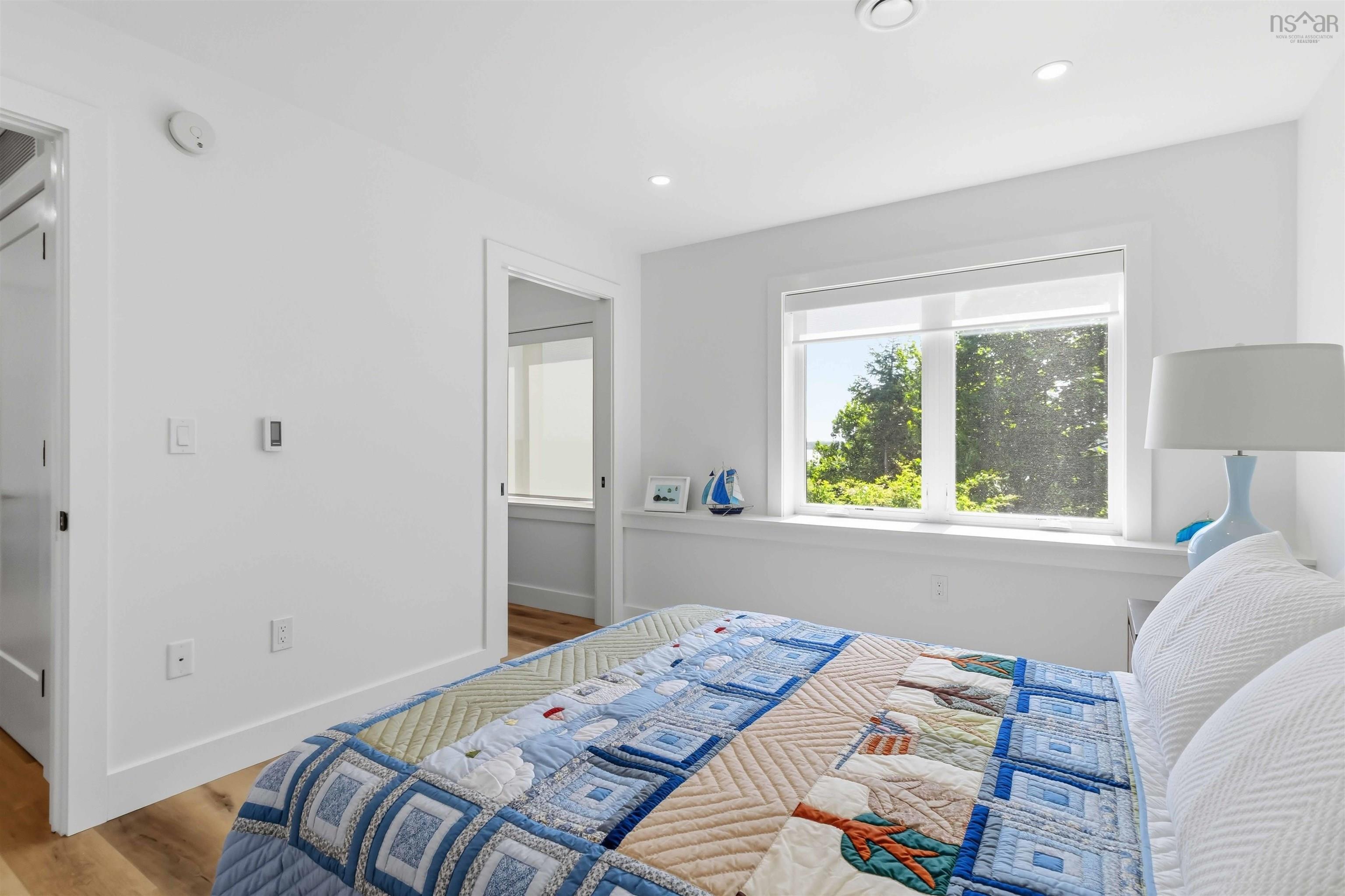 $1,295,000.00: 42 Shore Road, Garden Lots